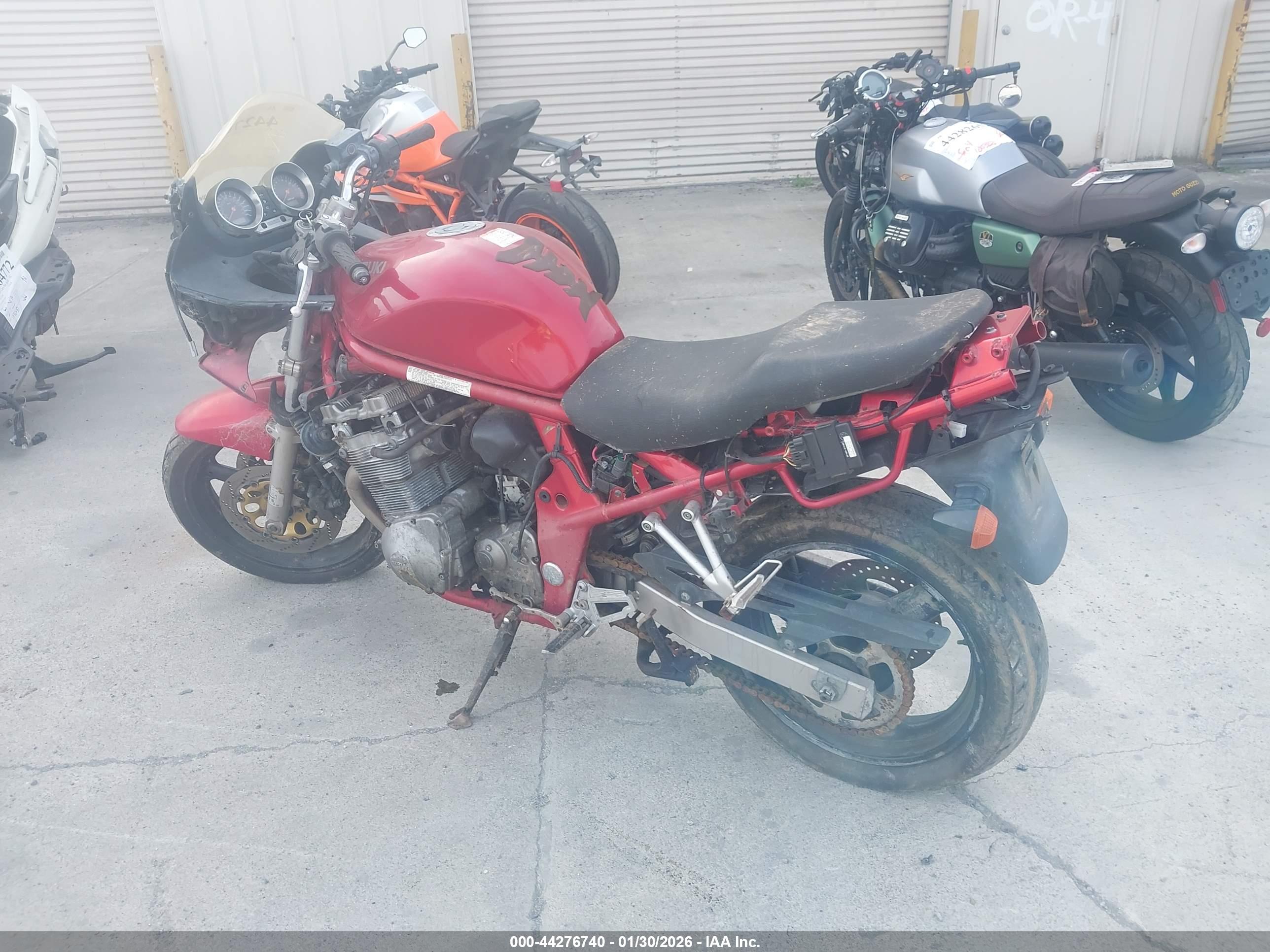 SUZUKI GSF600 image 3