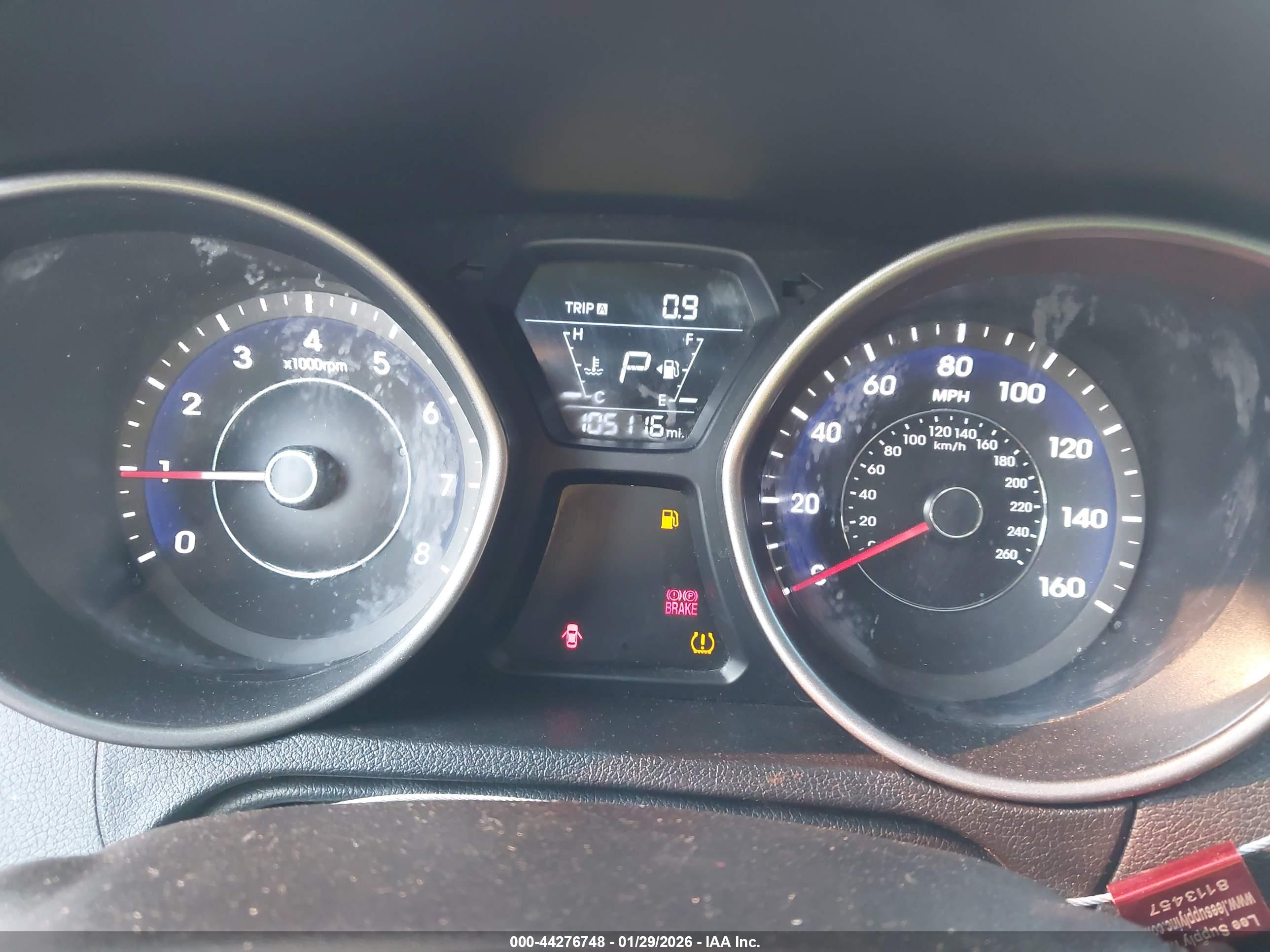 HYUNDAI ELANTRA image 7