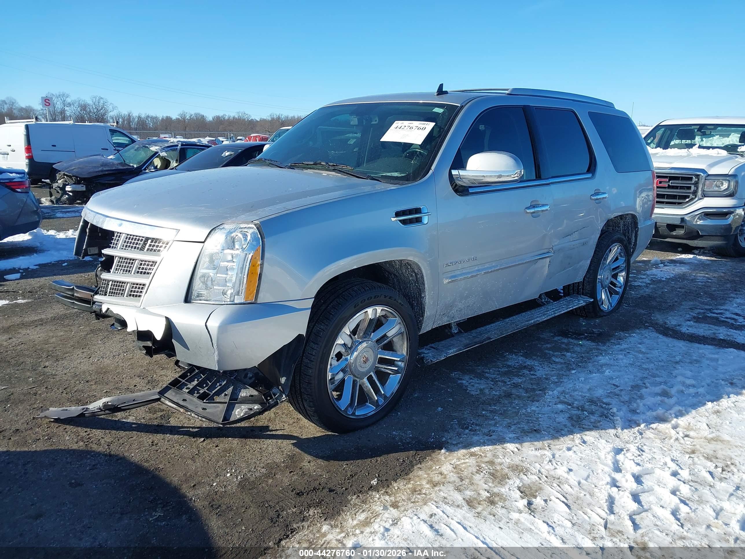 CADILLAC ESCALADE image 2