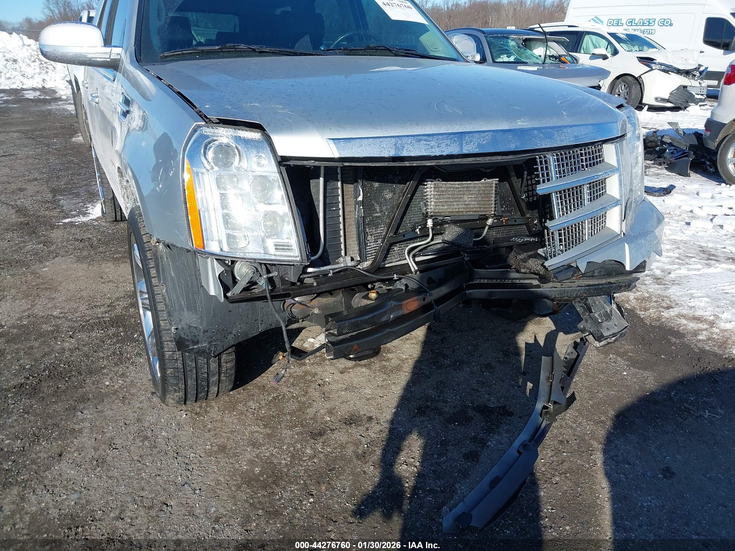 CADILLAC ESCALADE image 6