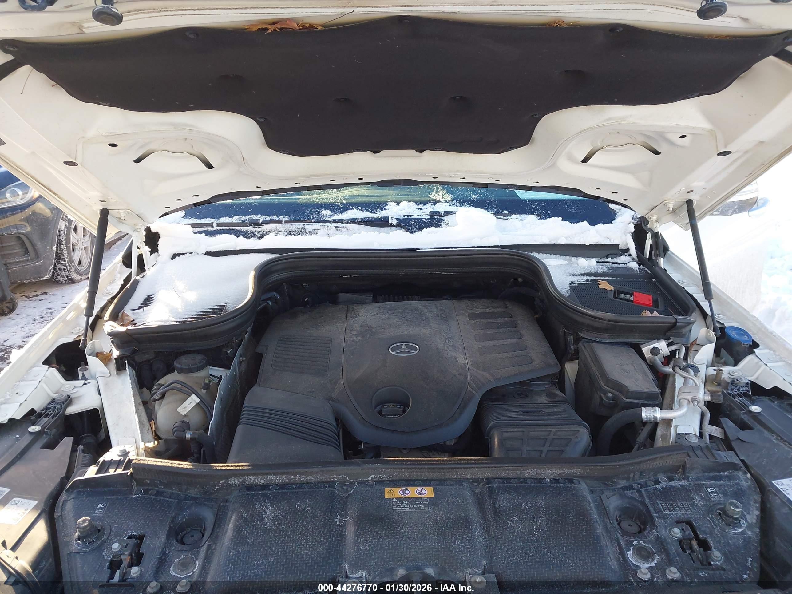 MERCEDES-BENZ GLS image 10