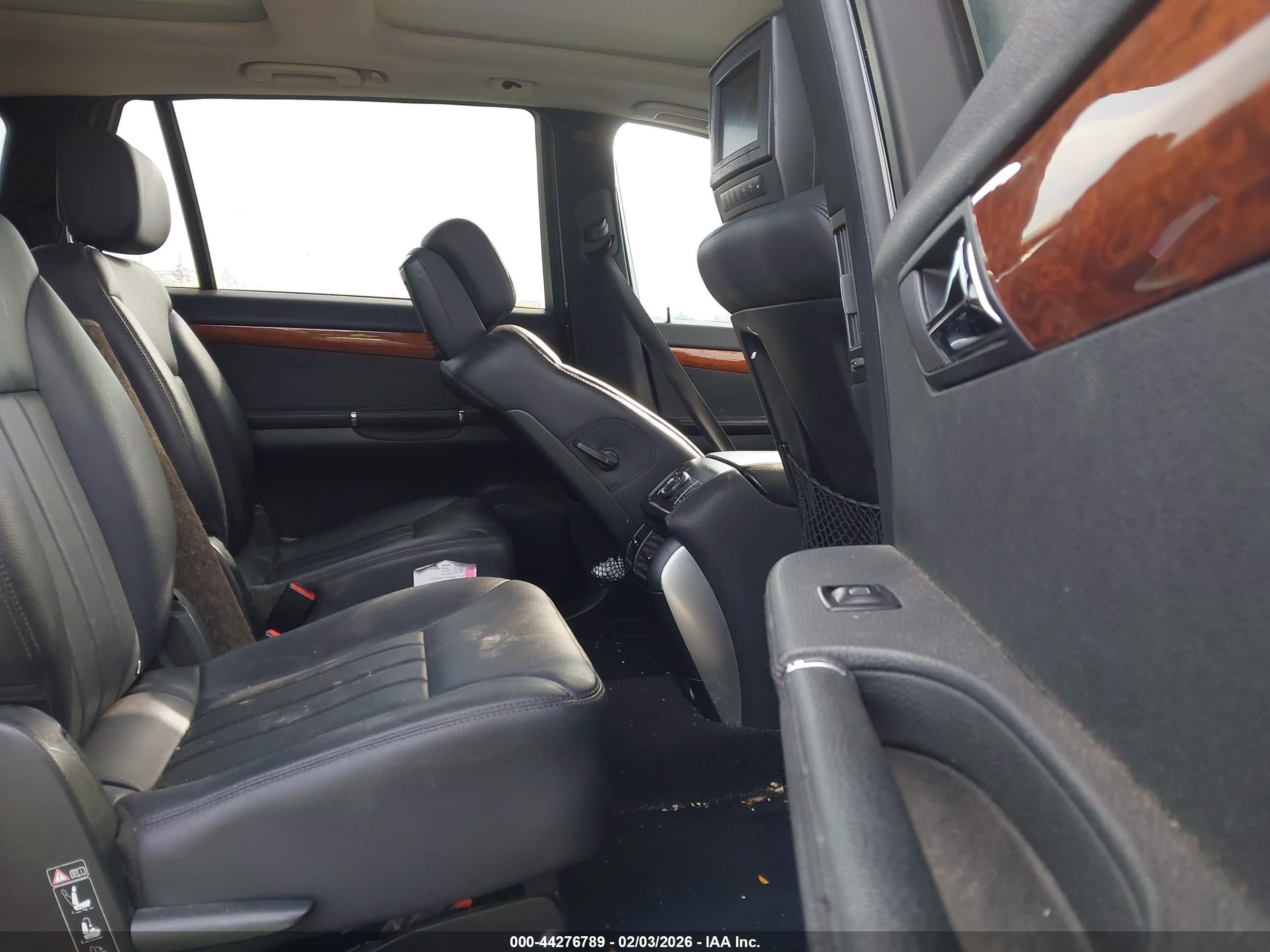 MERCEDES-BENZ R image 8