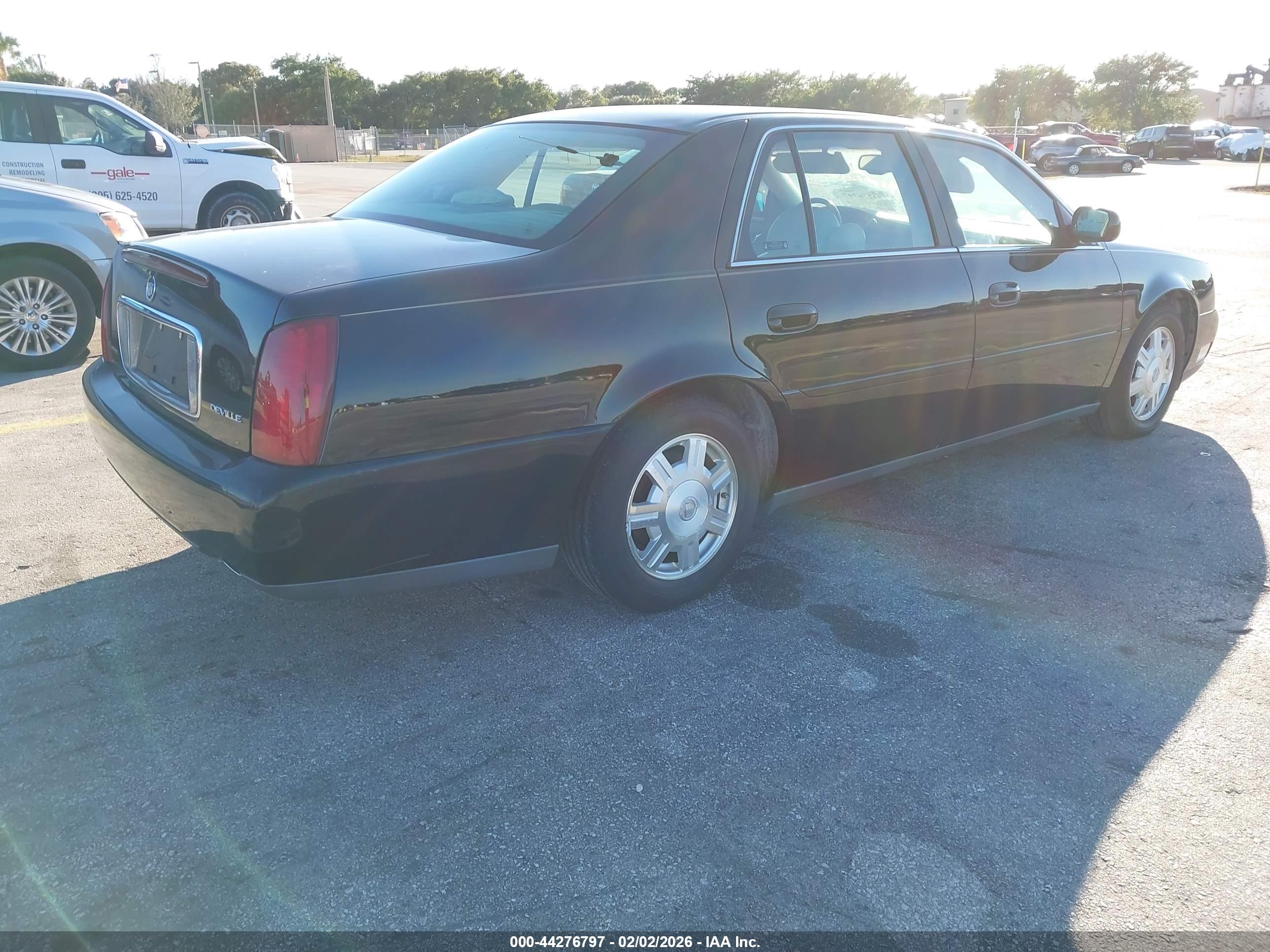 CADILLAC DEVILLE image 4