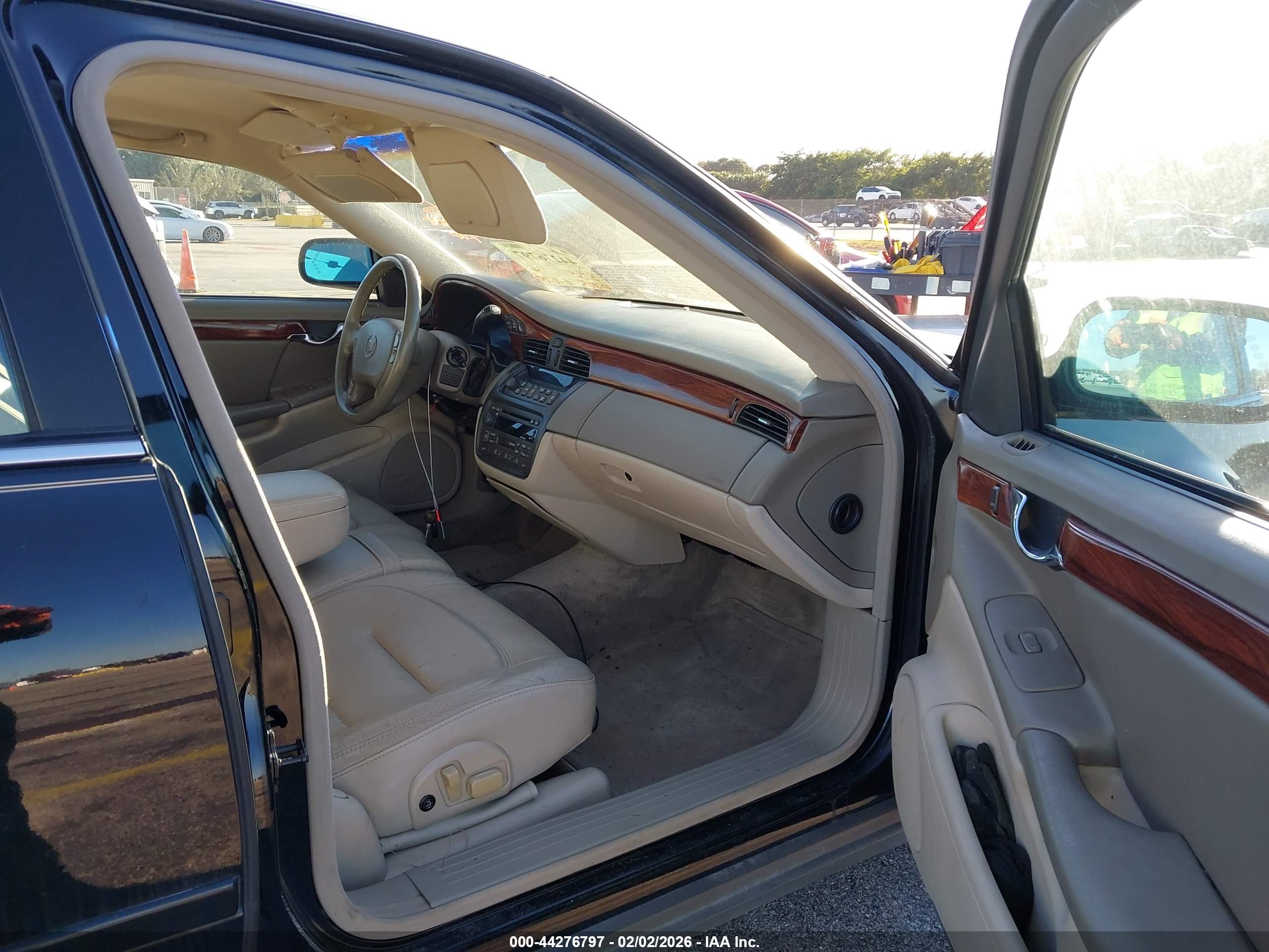 CADILLAC DEVILLE image 5