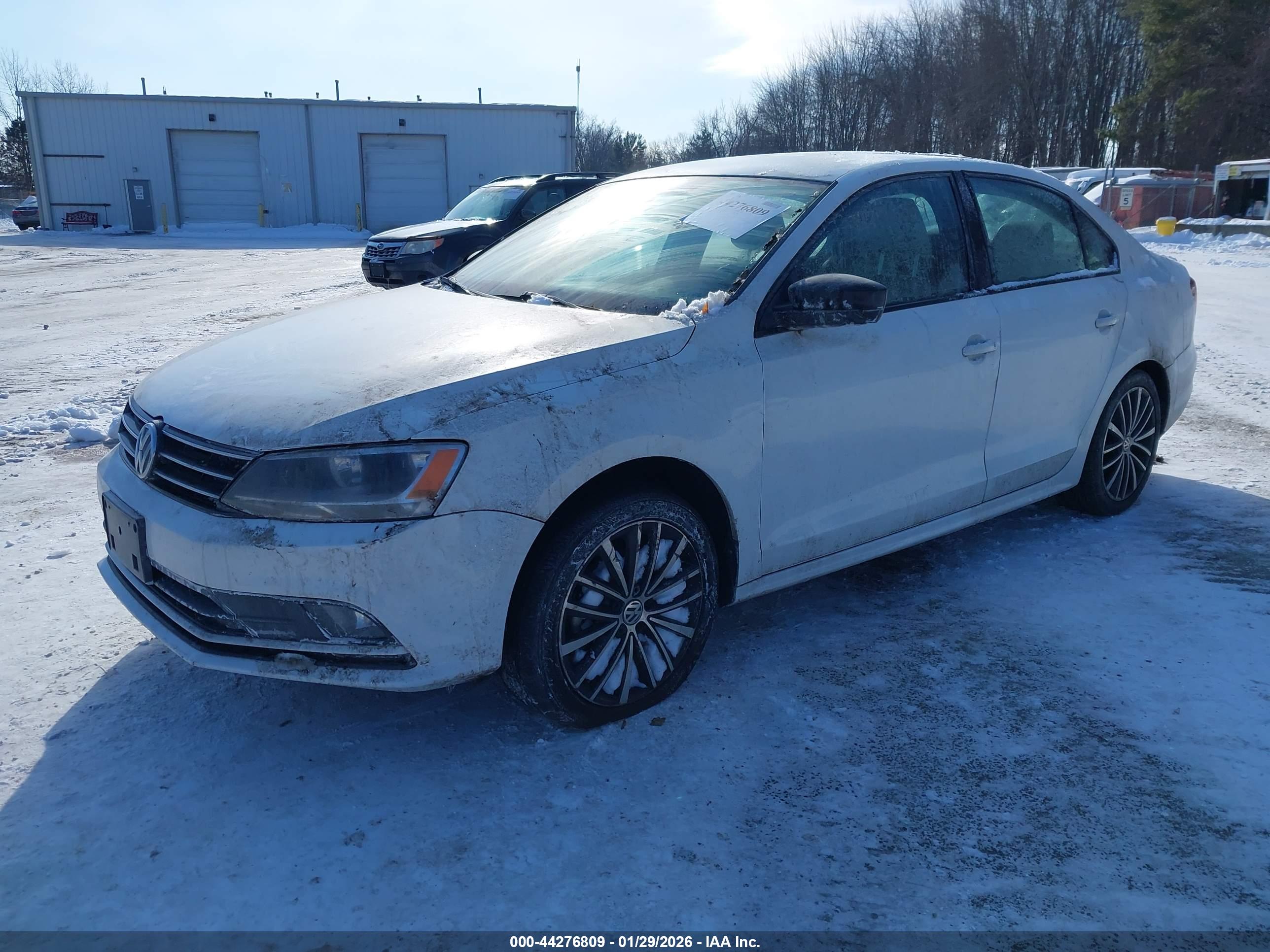 VOLKSWAGEN JETTA image 2