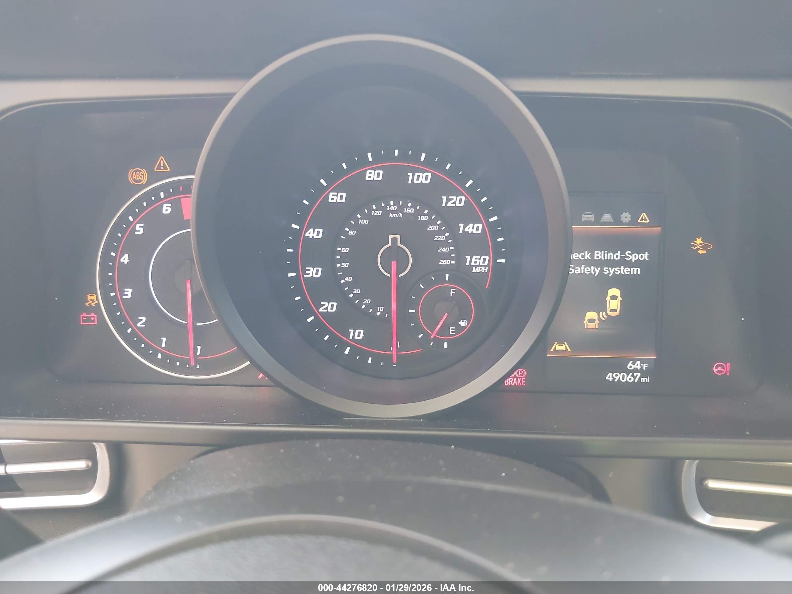 HYUNDAI ELANTRA image 7