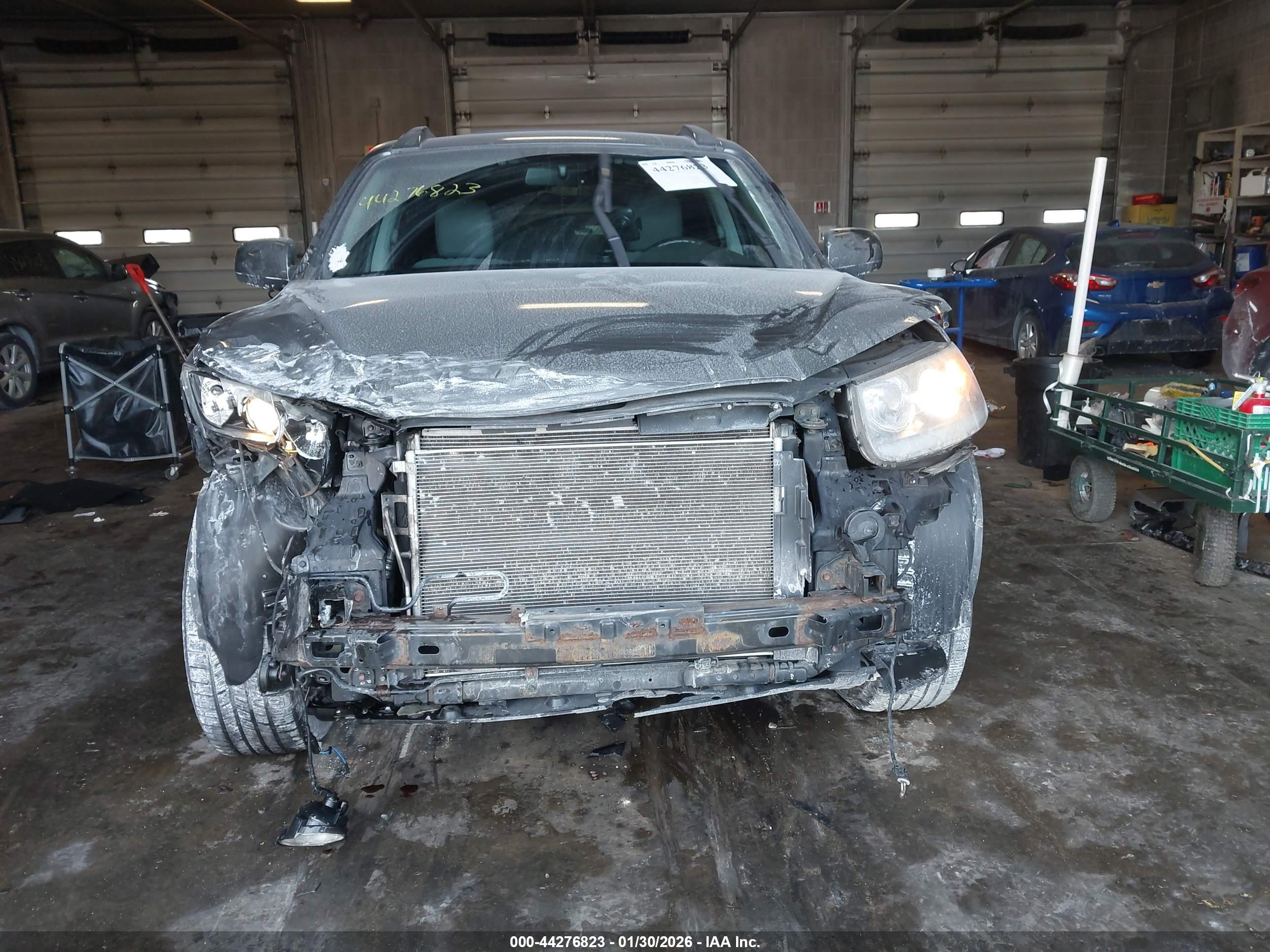 HYUNDAI SANTA image 6