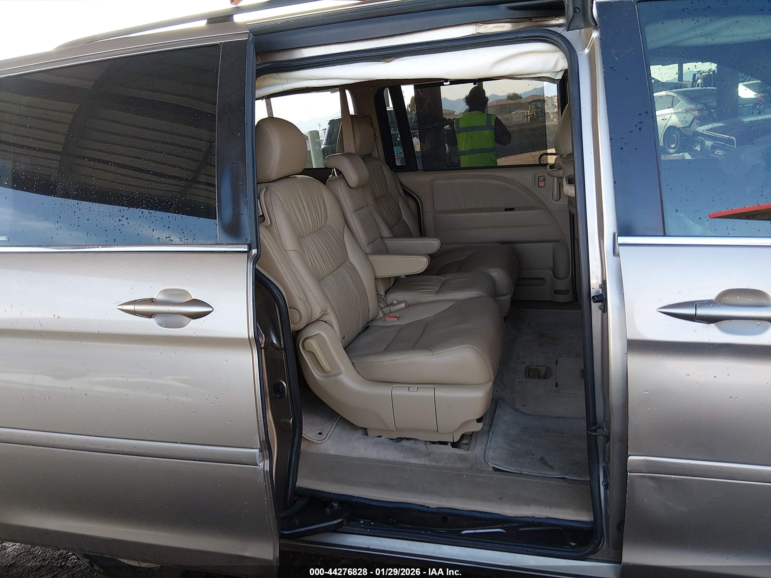 HONDA ODYSSEY image 8