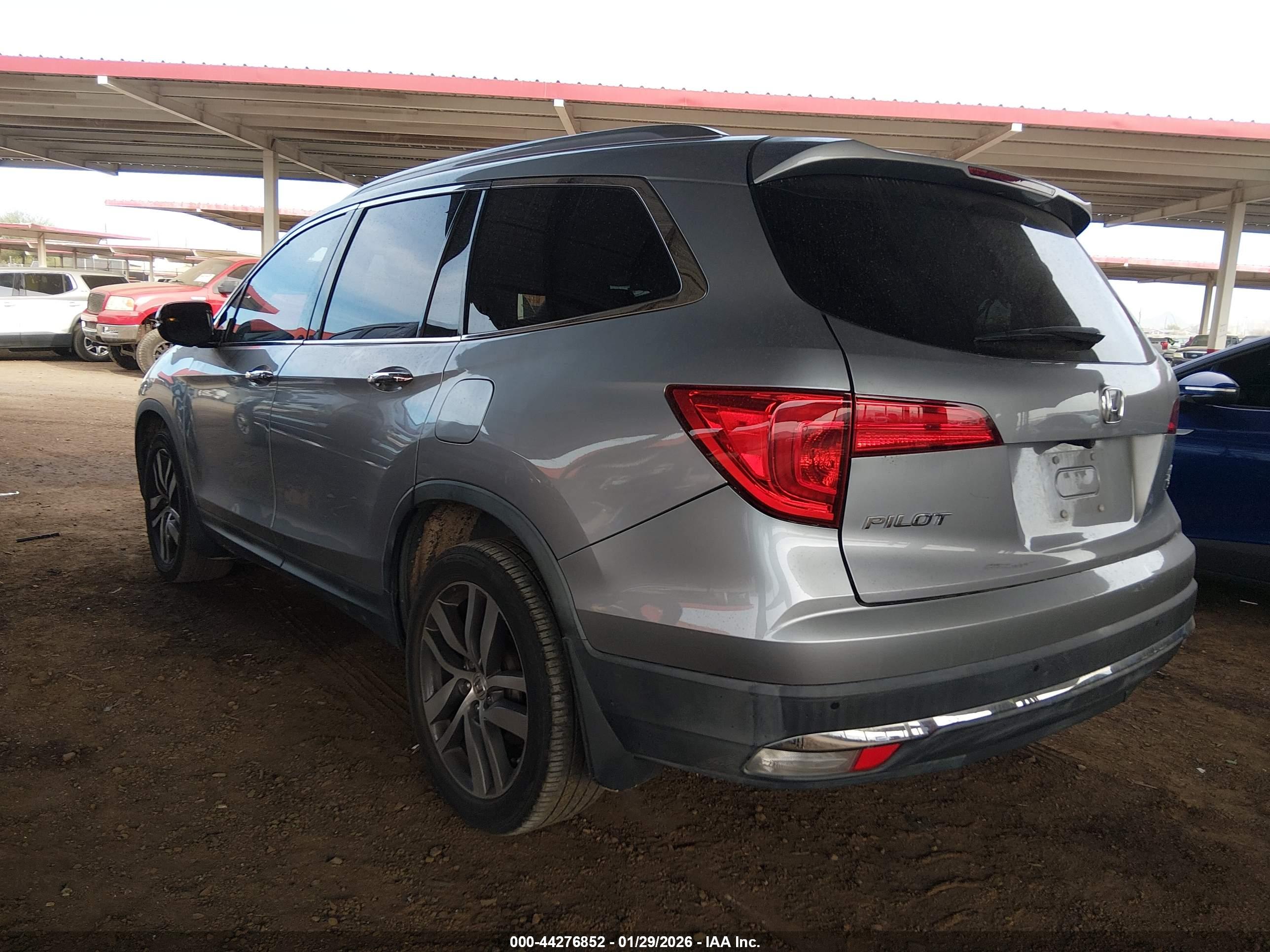 HONDA PILOT image 3