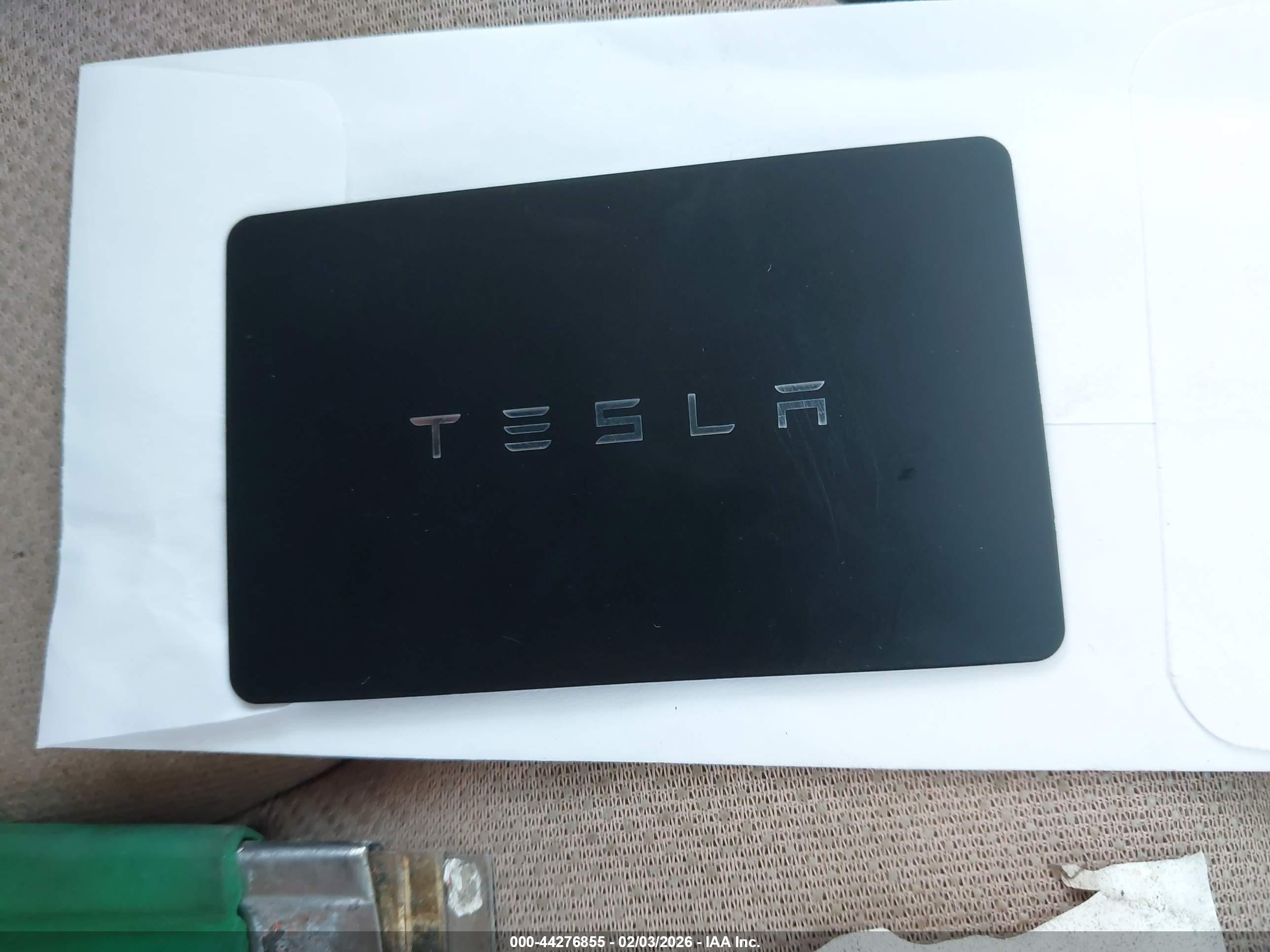 TESLA MODEL image 11