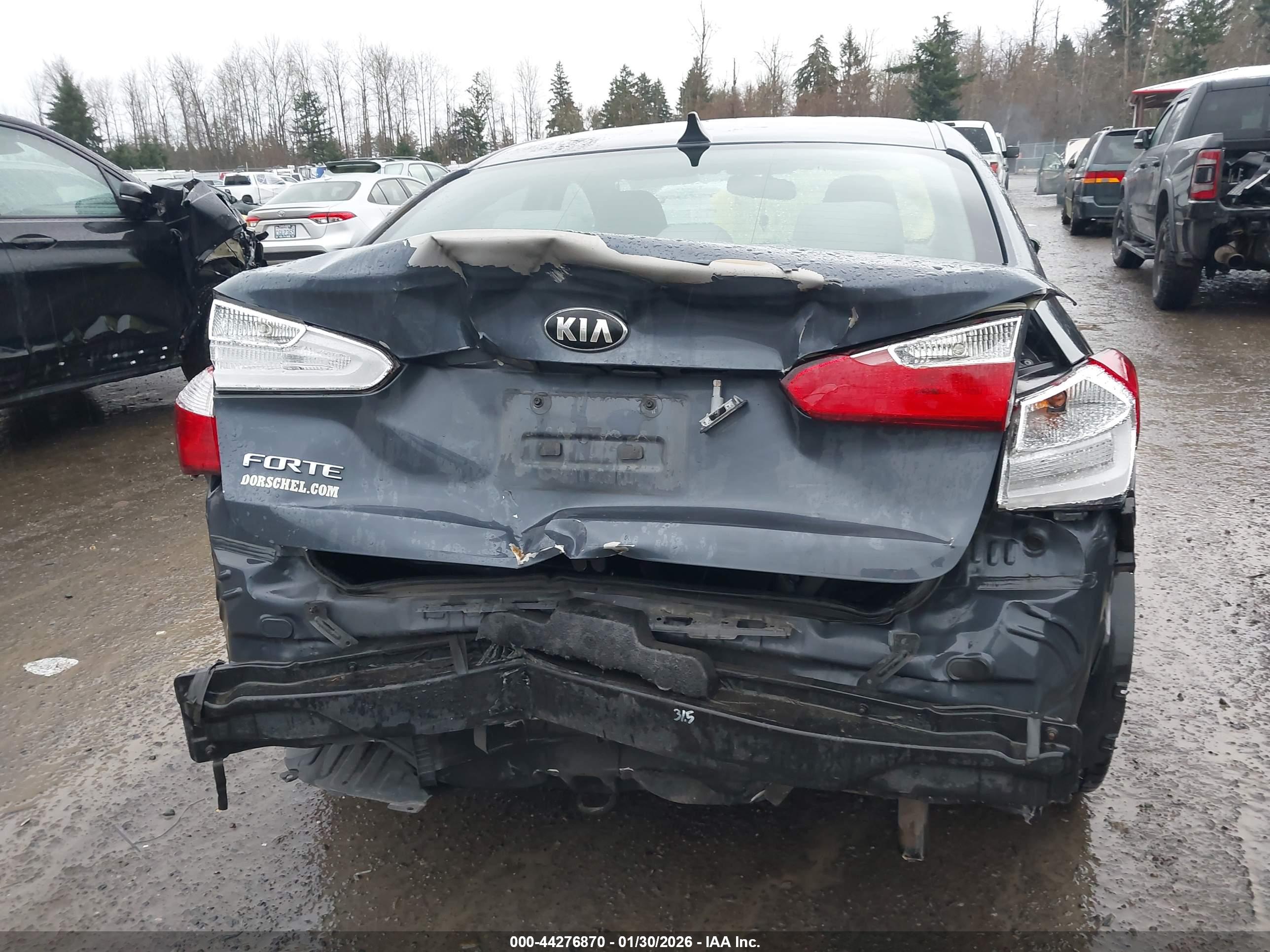 KIA FORTE image 6