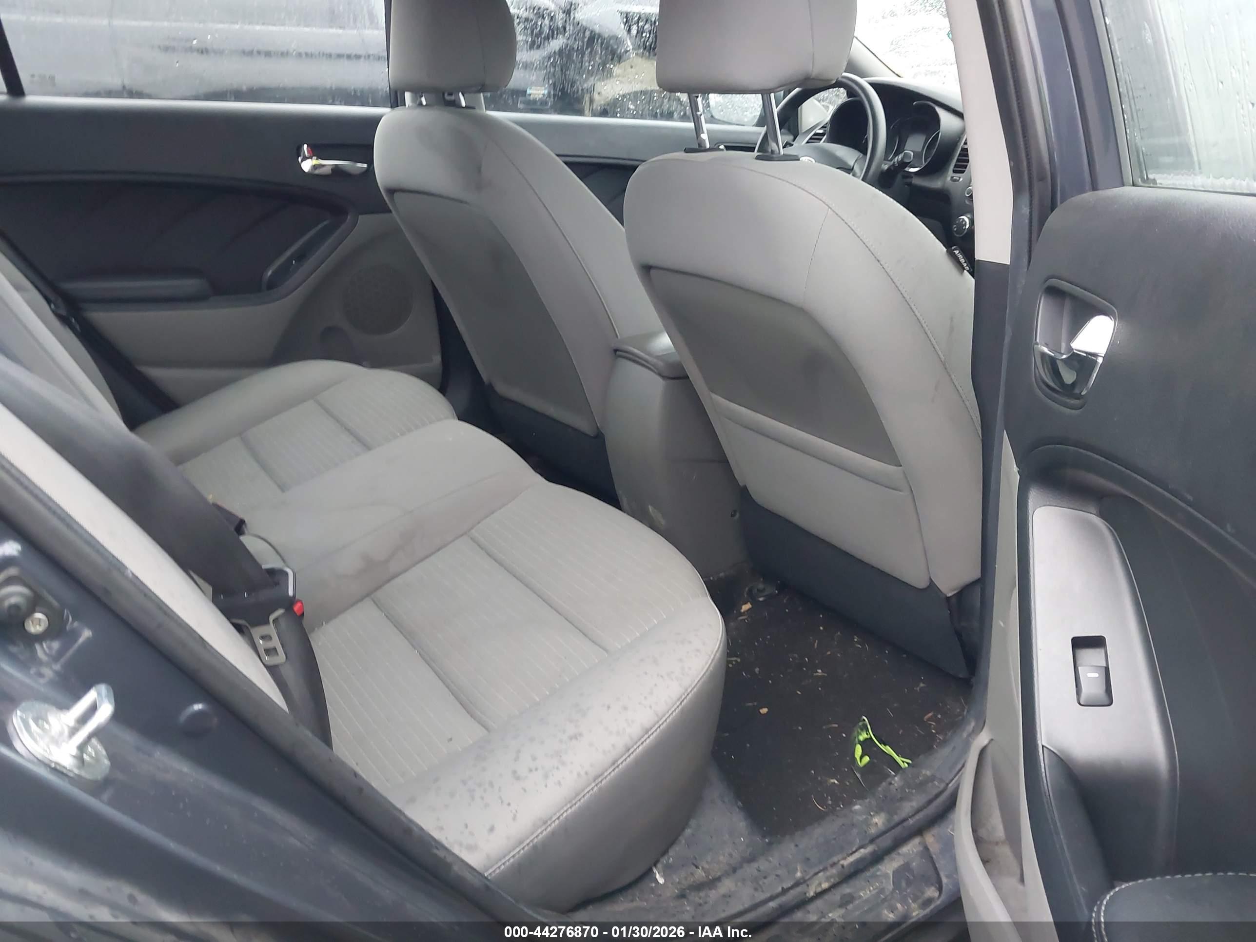 KIA FORTE image 8
