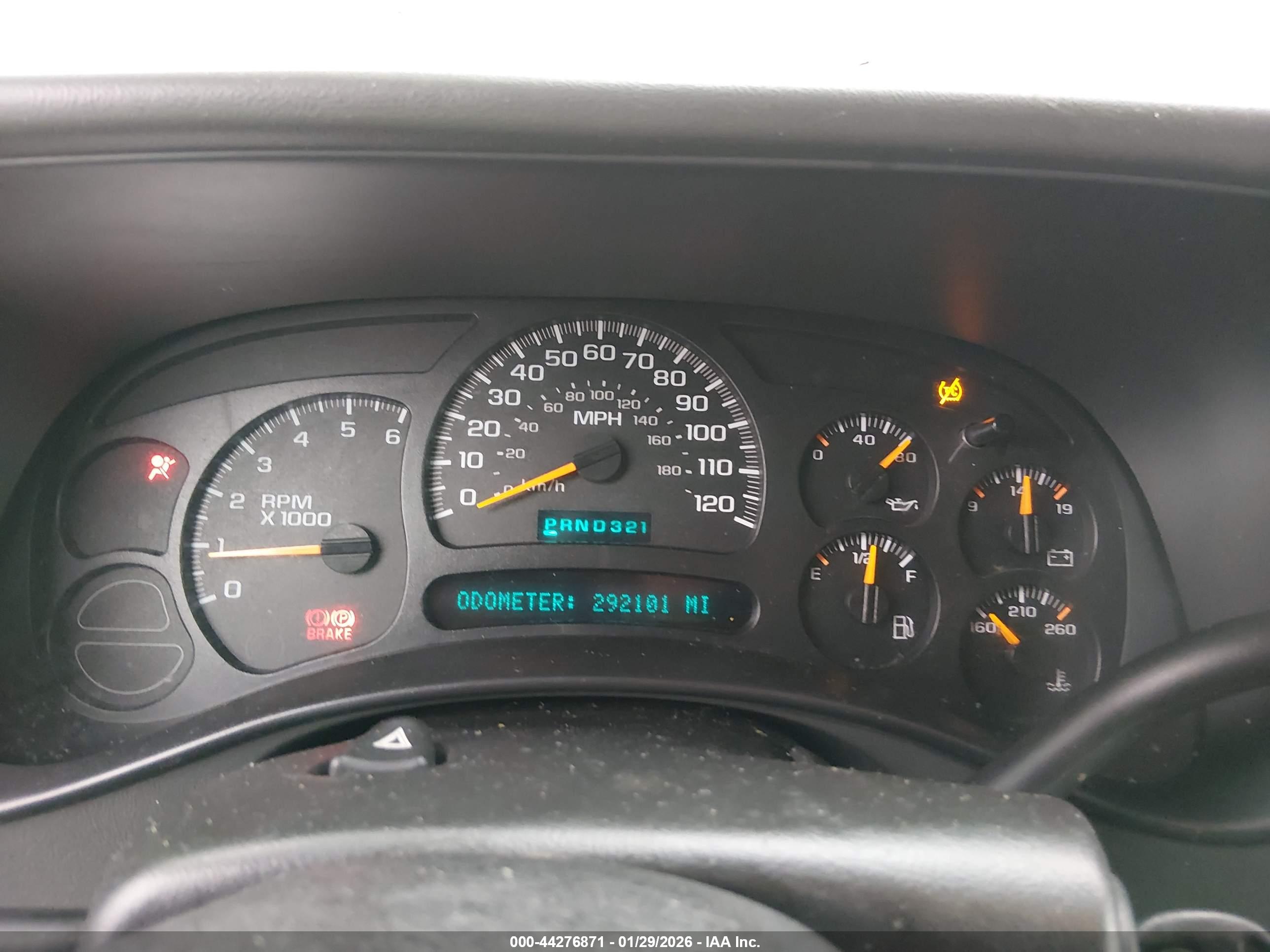 CHEVROLET TAHOE image 7