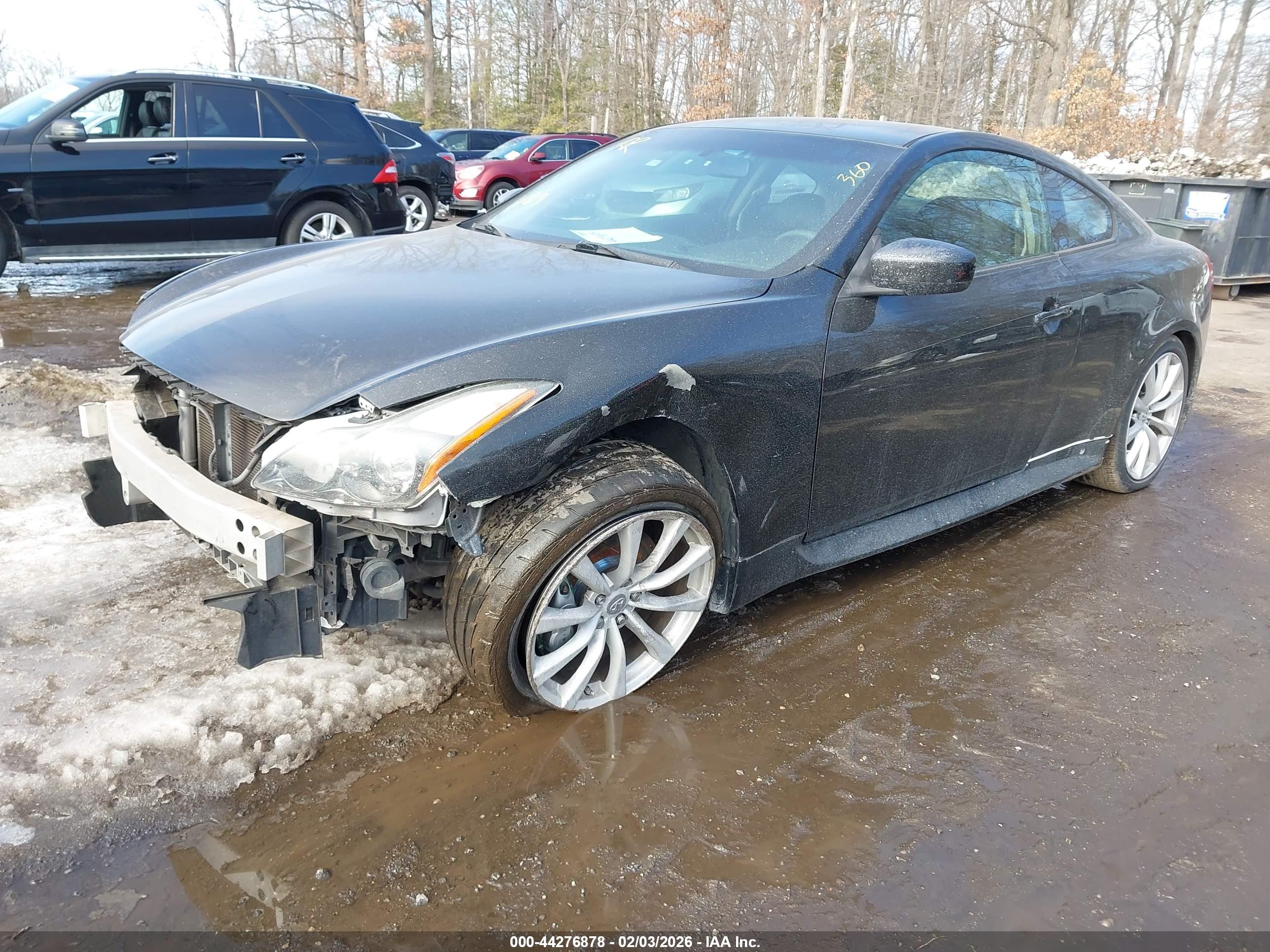 INFINITI G37 image 2