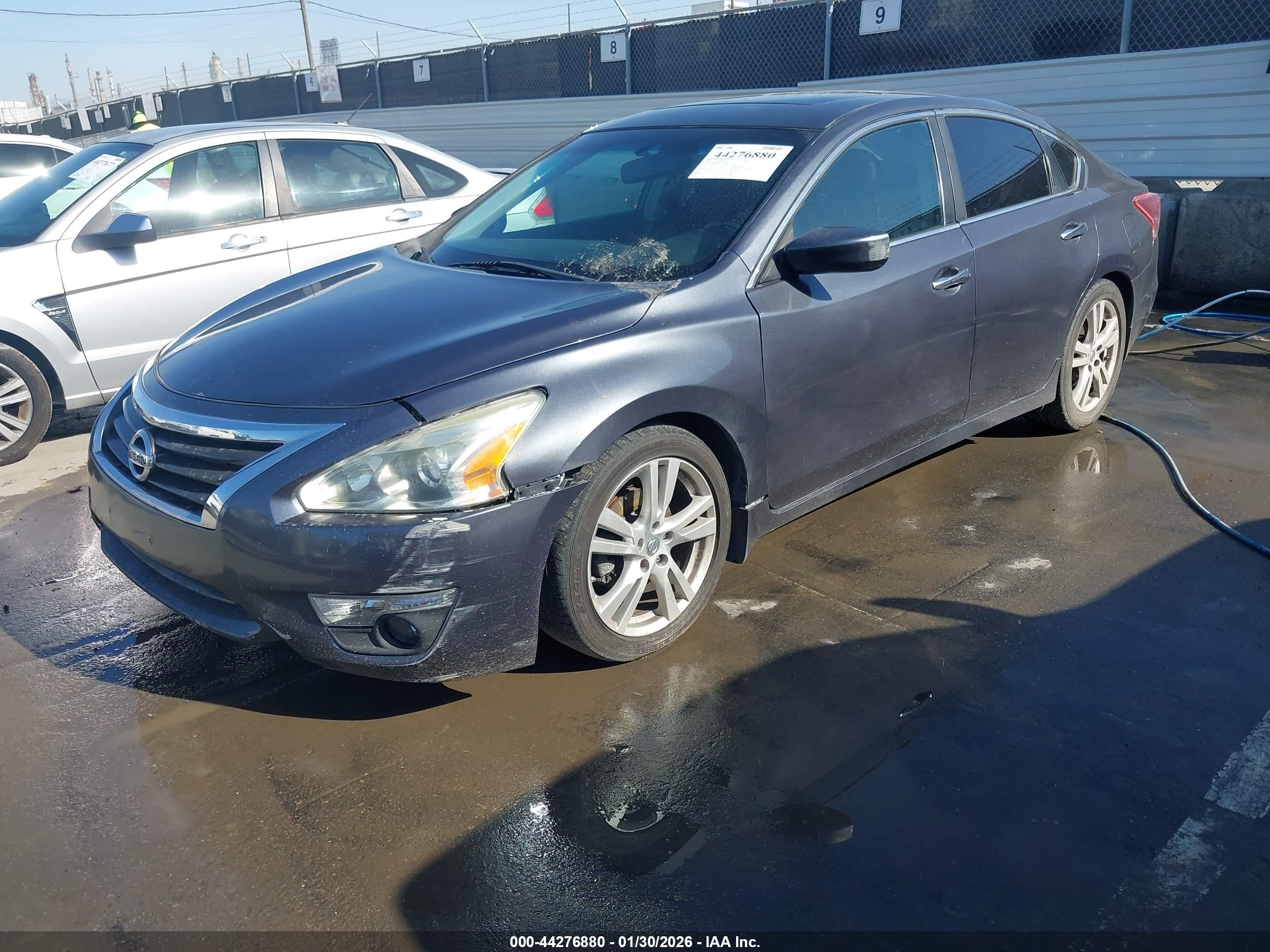 NISSAN ALTIMA image 2