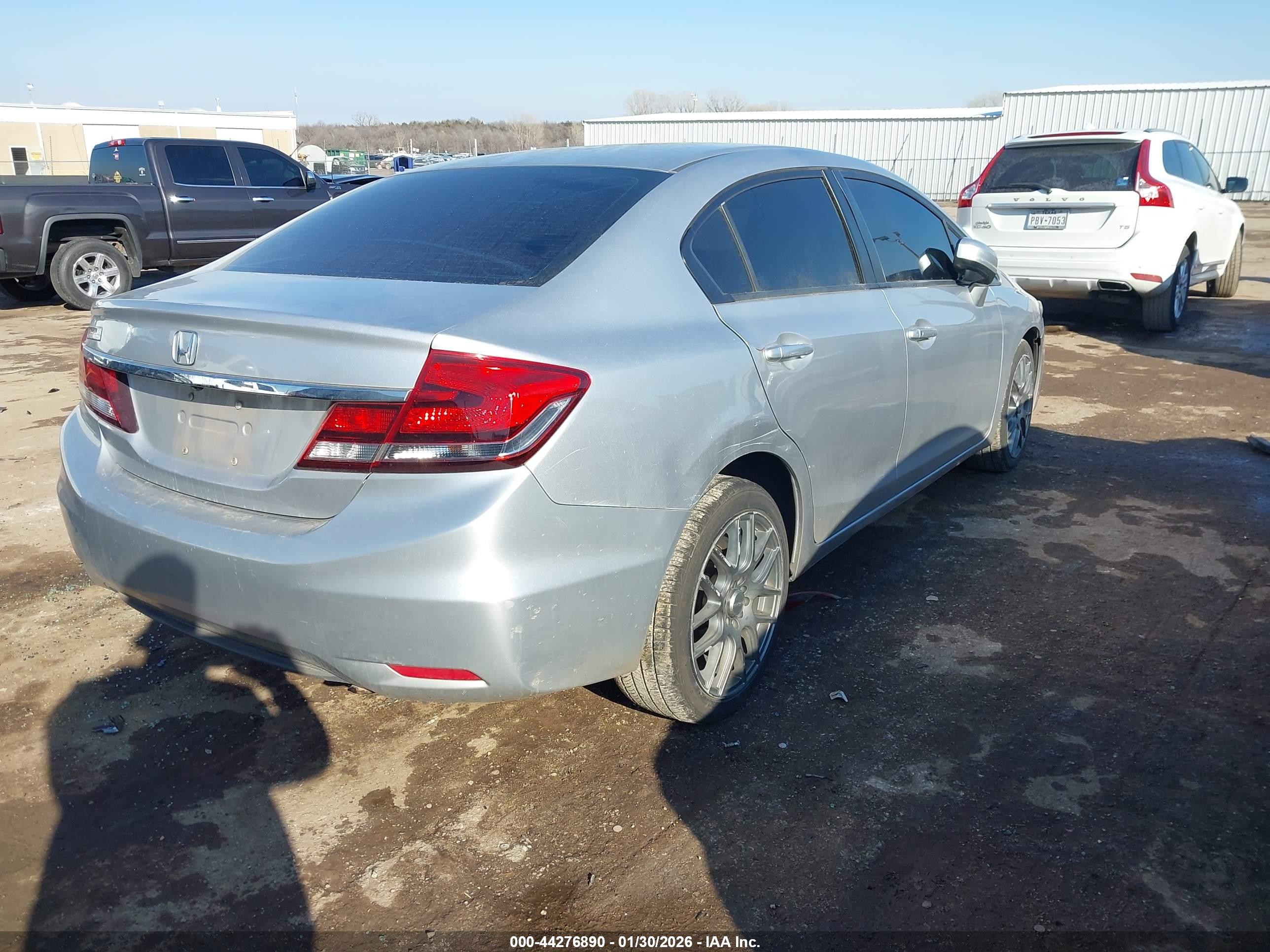 HONDA CIVIC image 4
