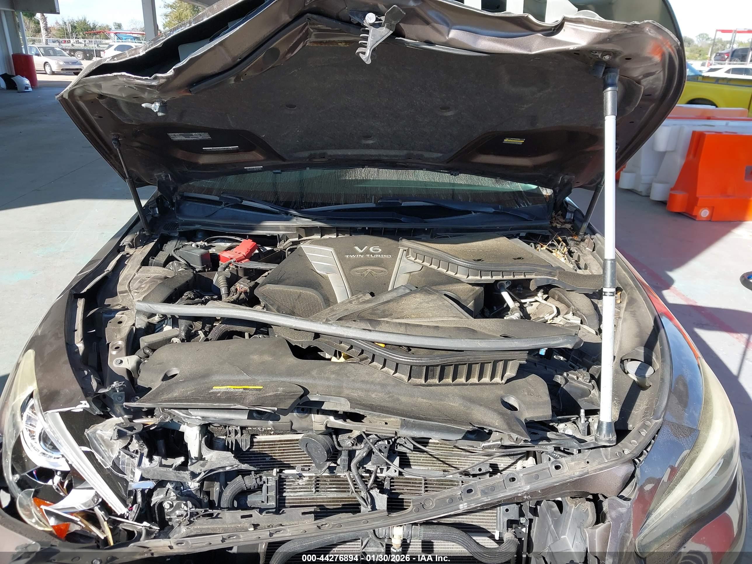 INFINITI Q50 image 10
