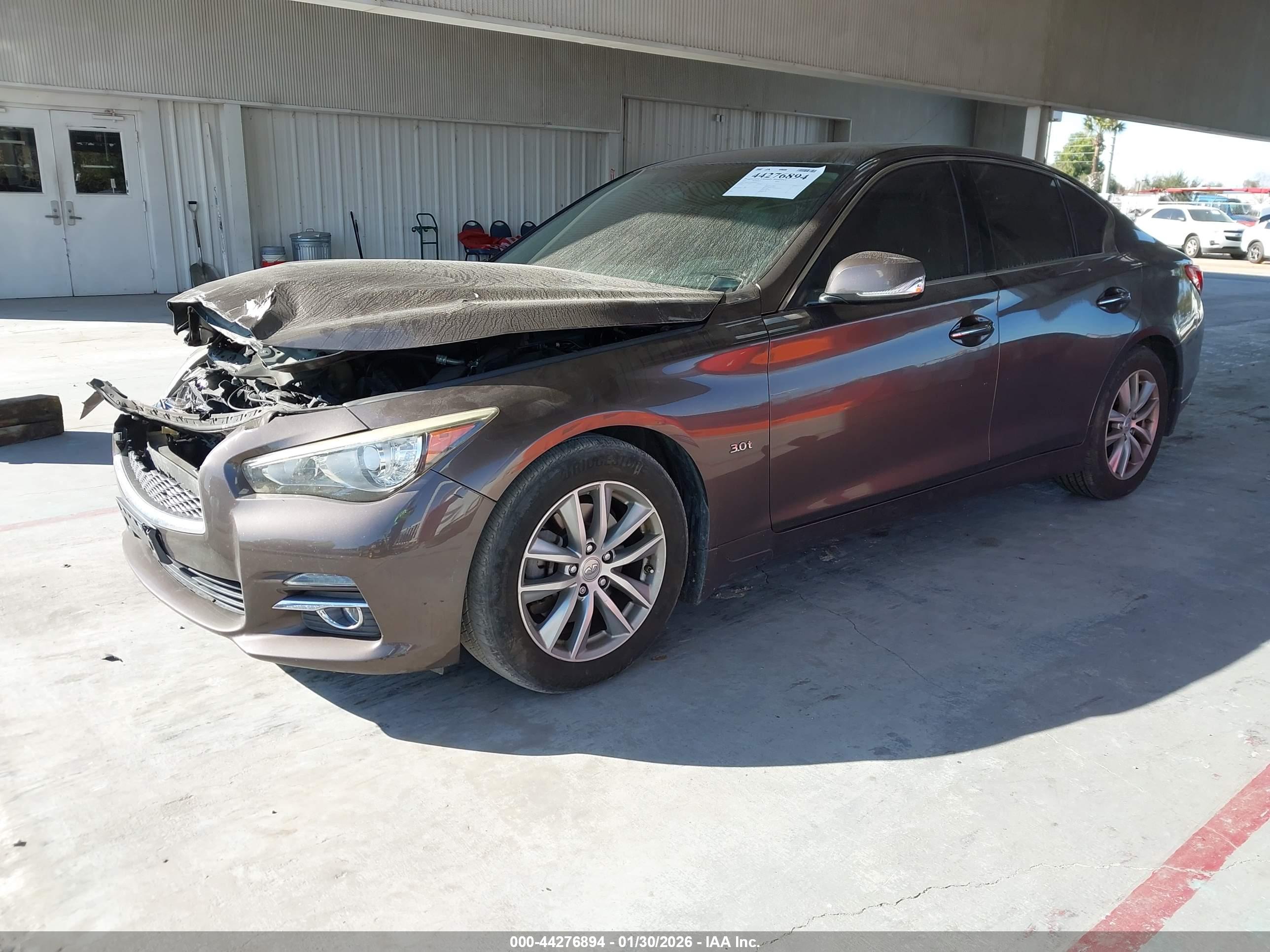 INFINITI Q50 image 2