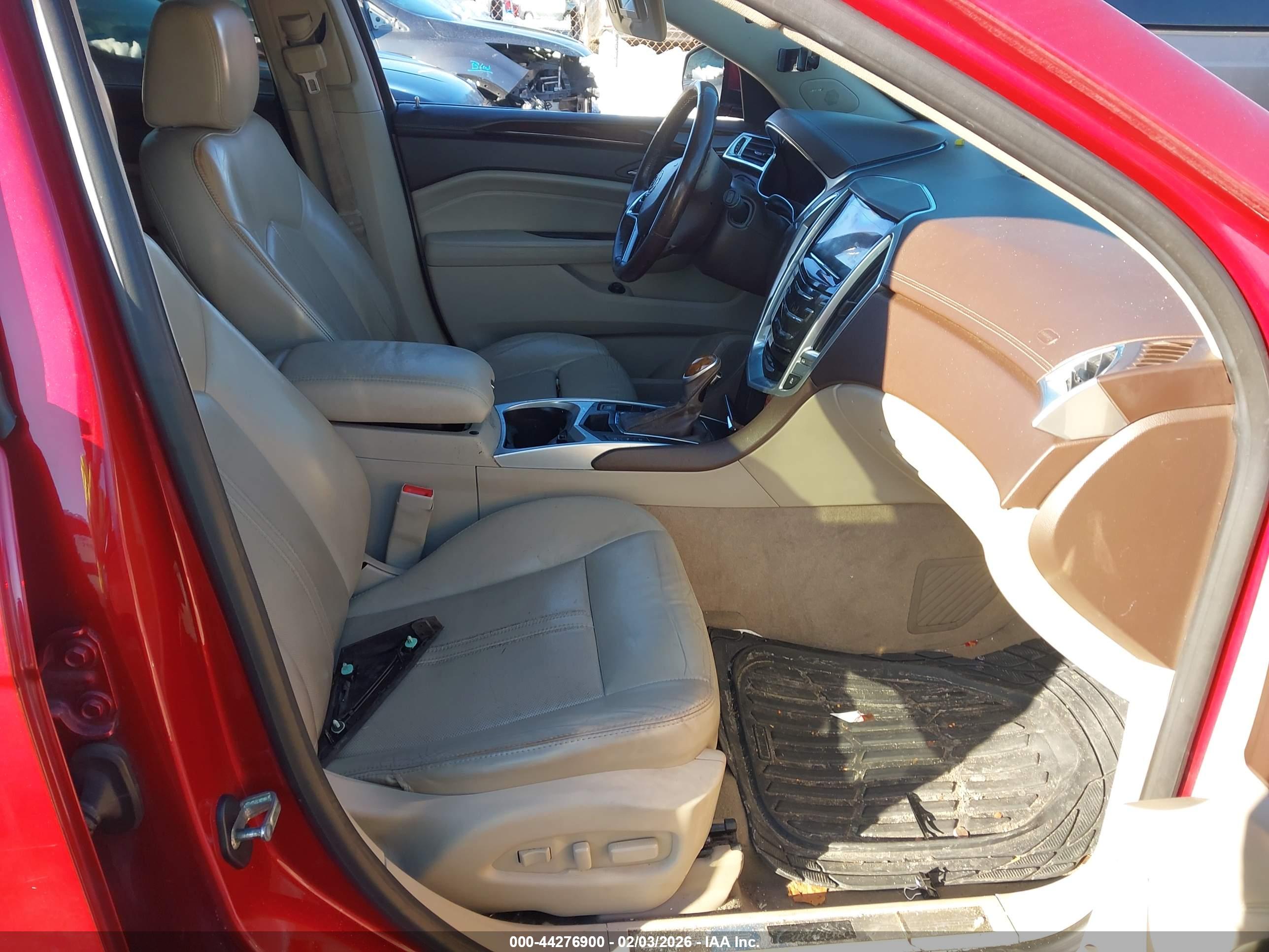 CADILLAC SRX image 5