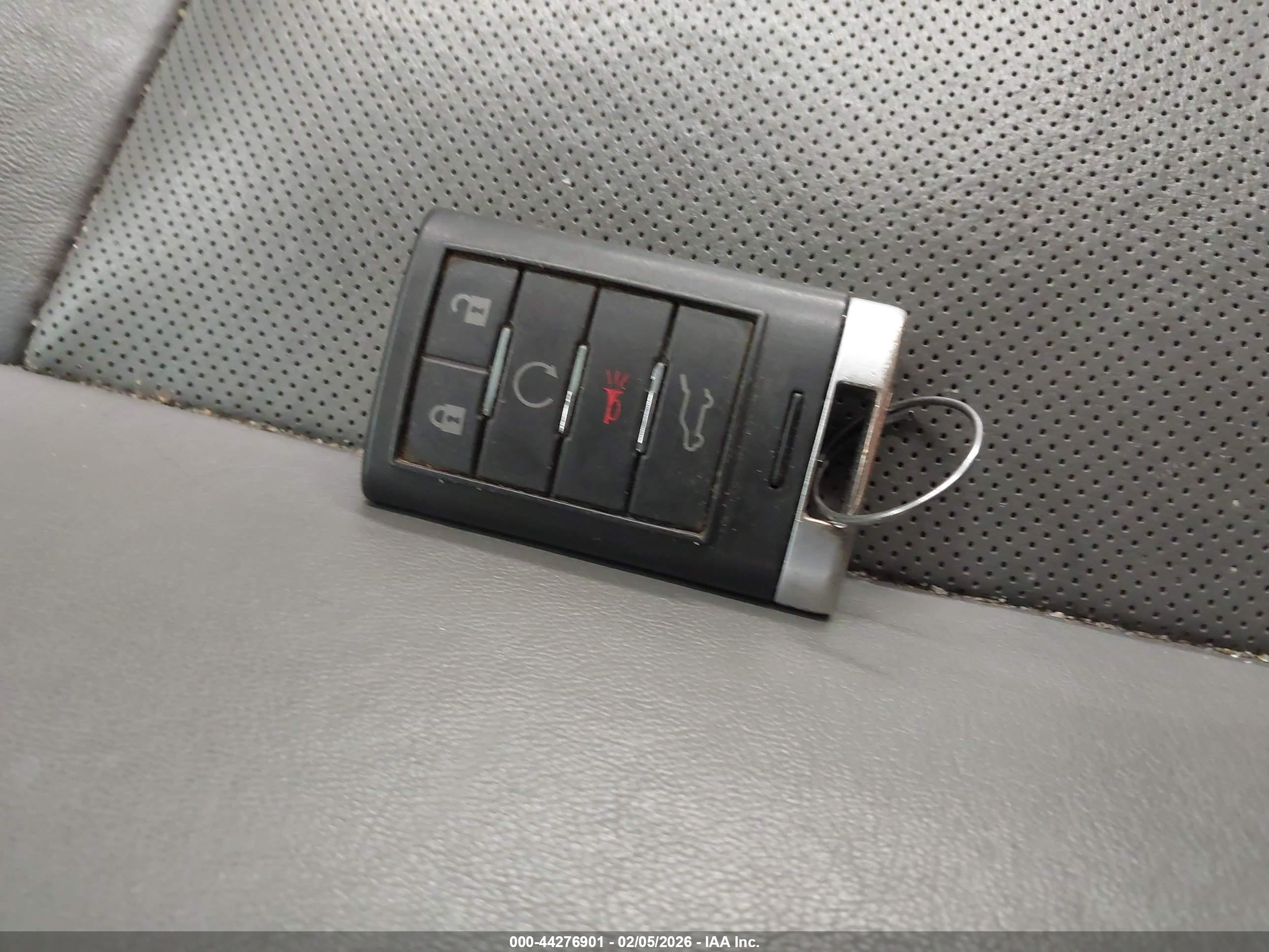 CADILLAC SRX image 11