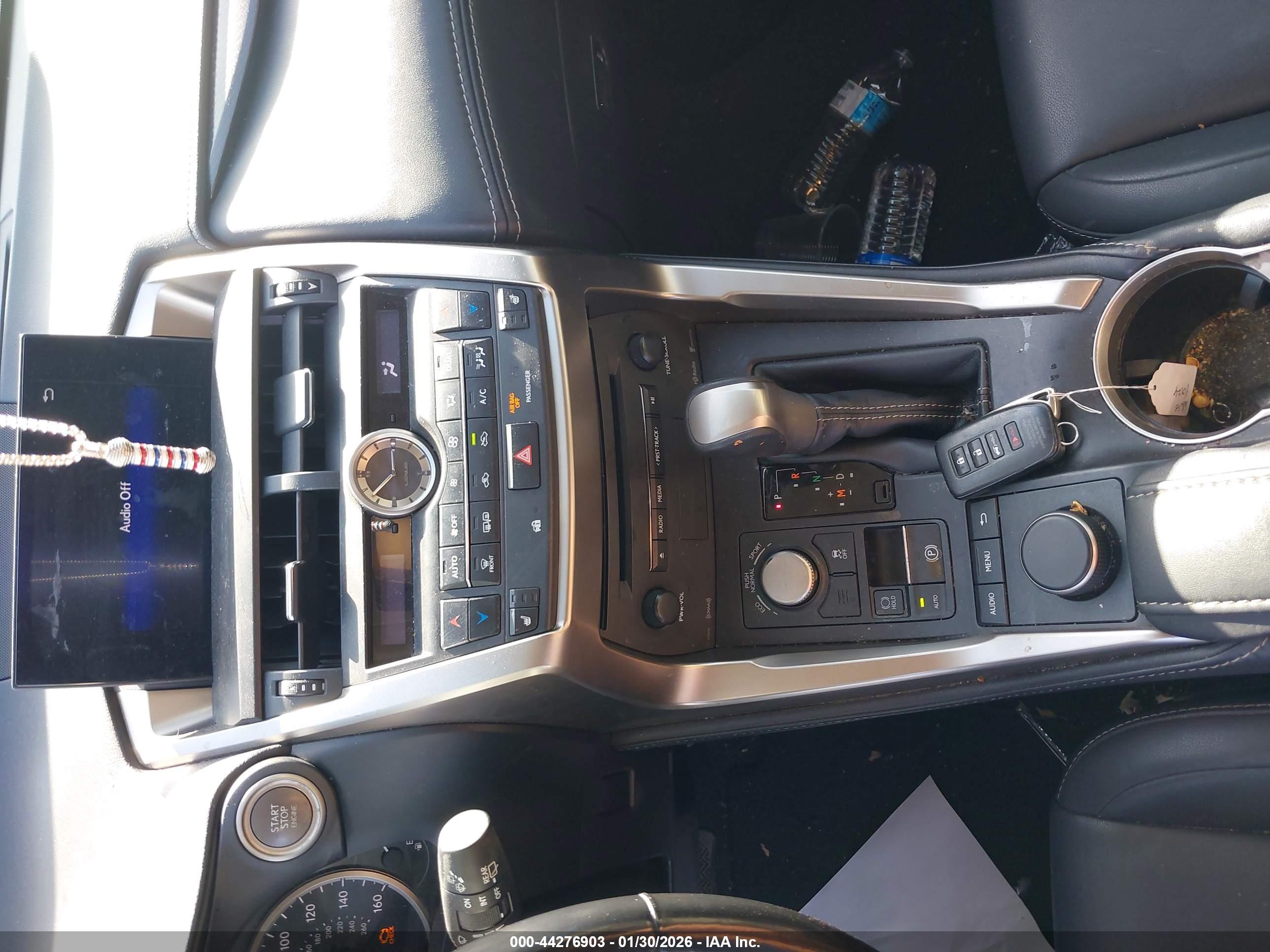LEXUS NX image 11