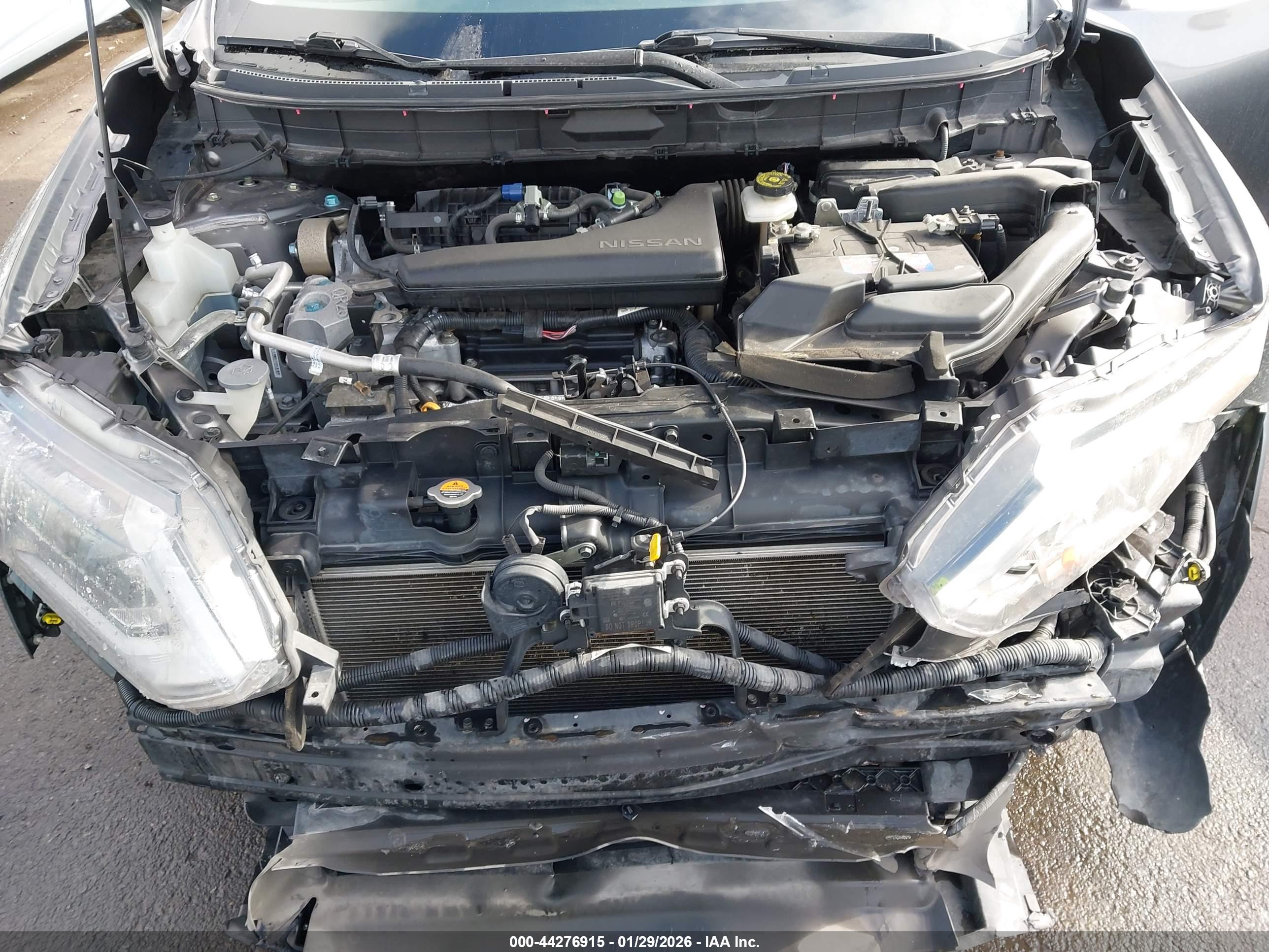 NISSAN ROGUE image 10