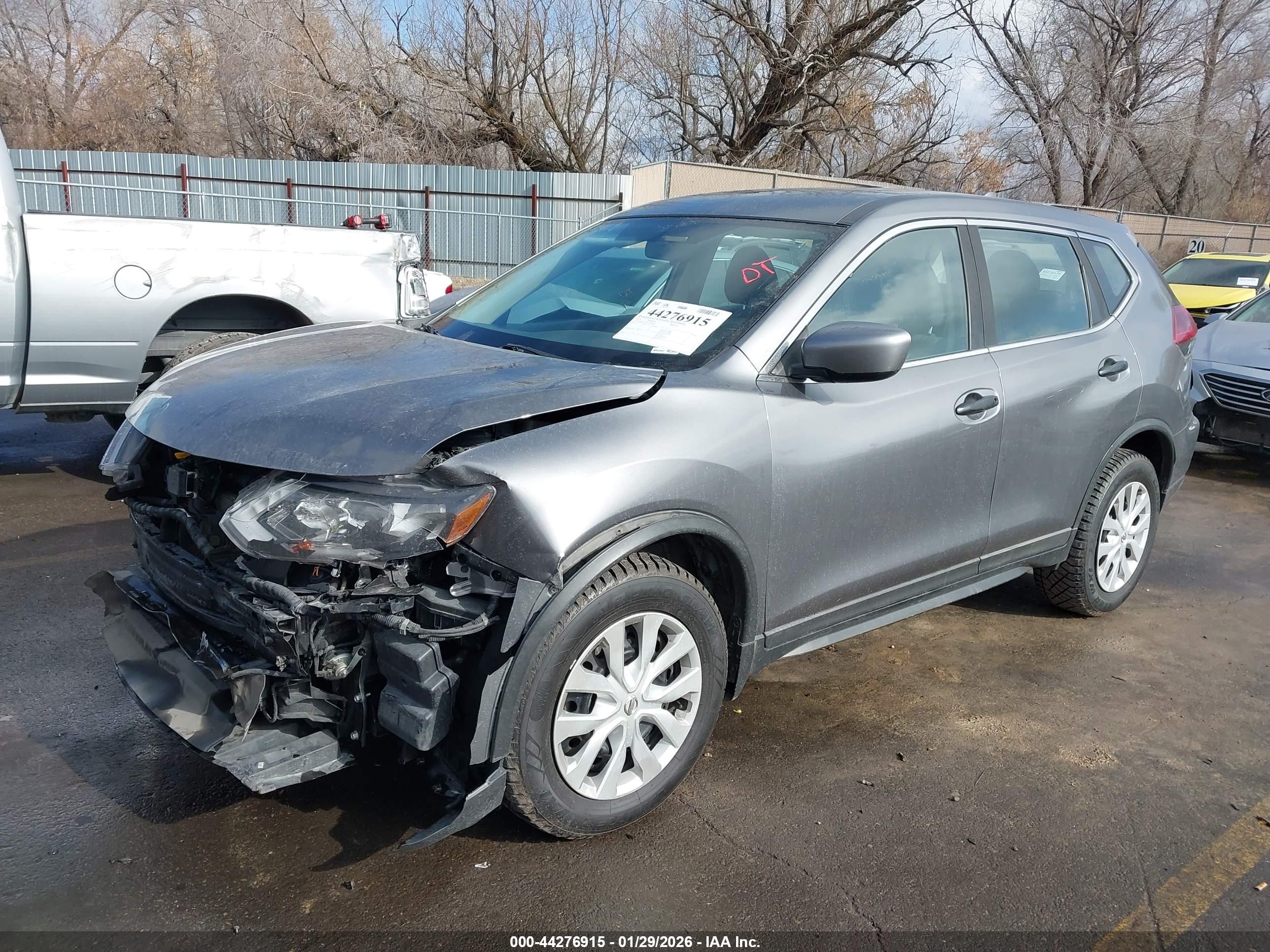 NISSAN ROGUE image 2