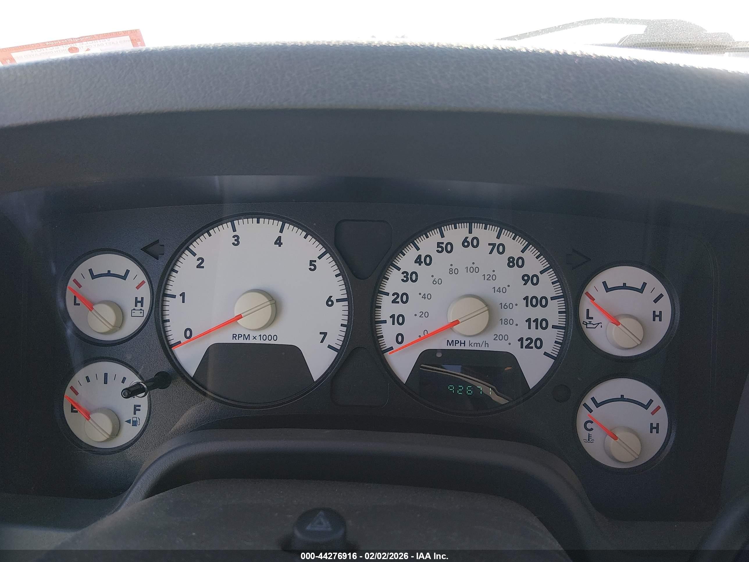 DODGE RAM image 7