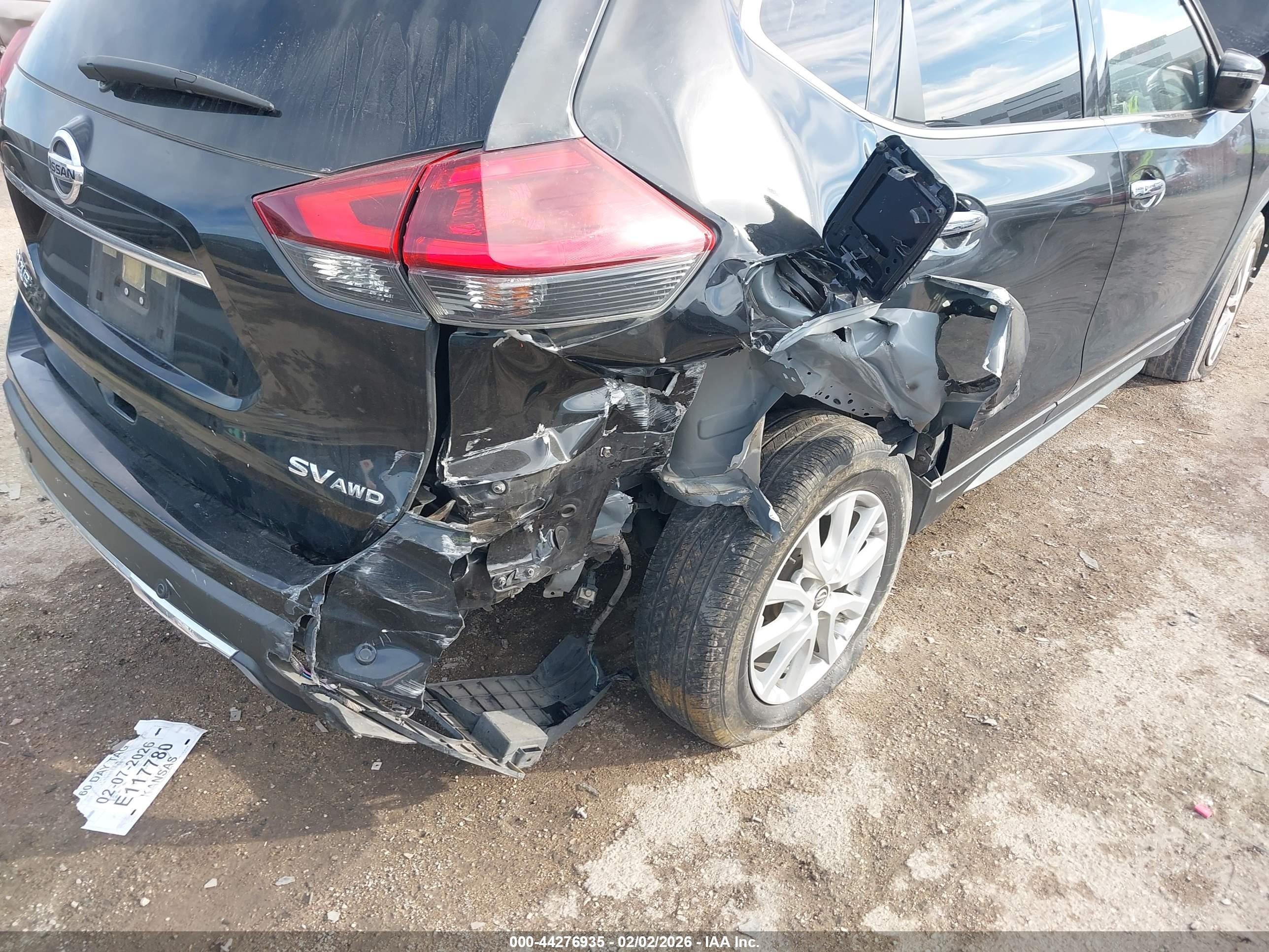 NISSAN ROGUE image 6