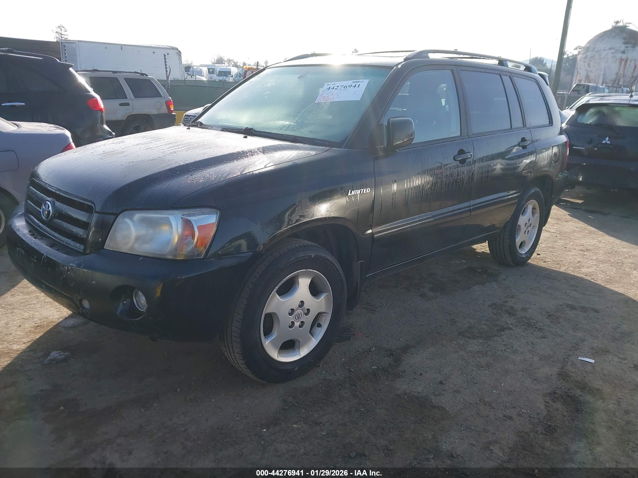 TOYOTA HIGHLANDER image 2