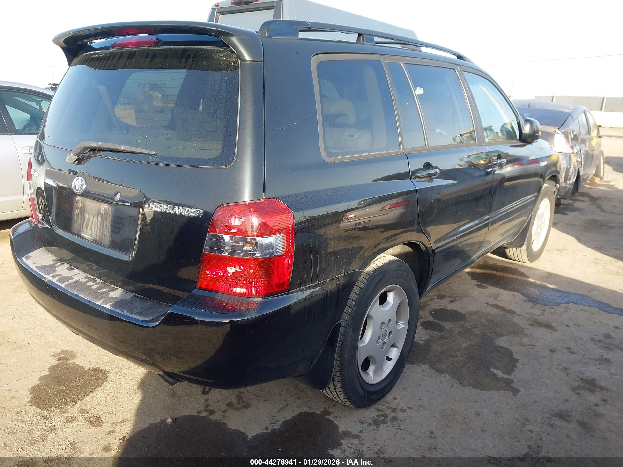 TOYOTA HIGHLANDER image 4