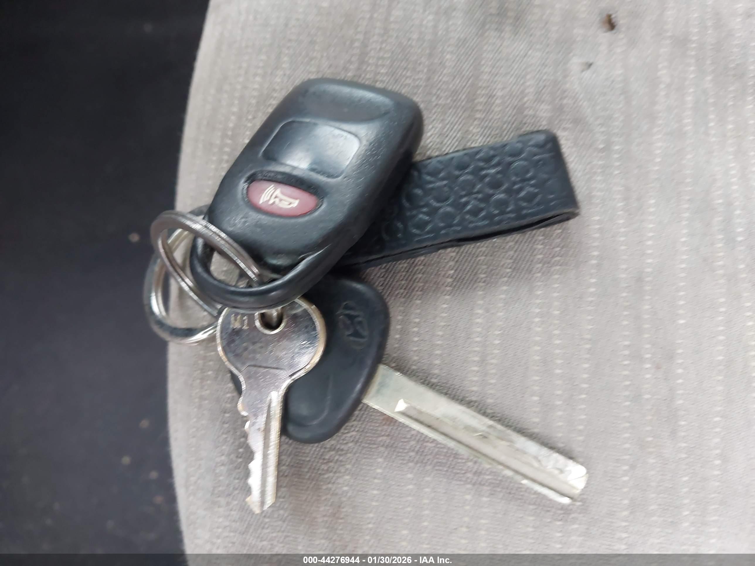 HYUNDAI ACCENT image 11