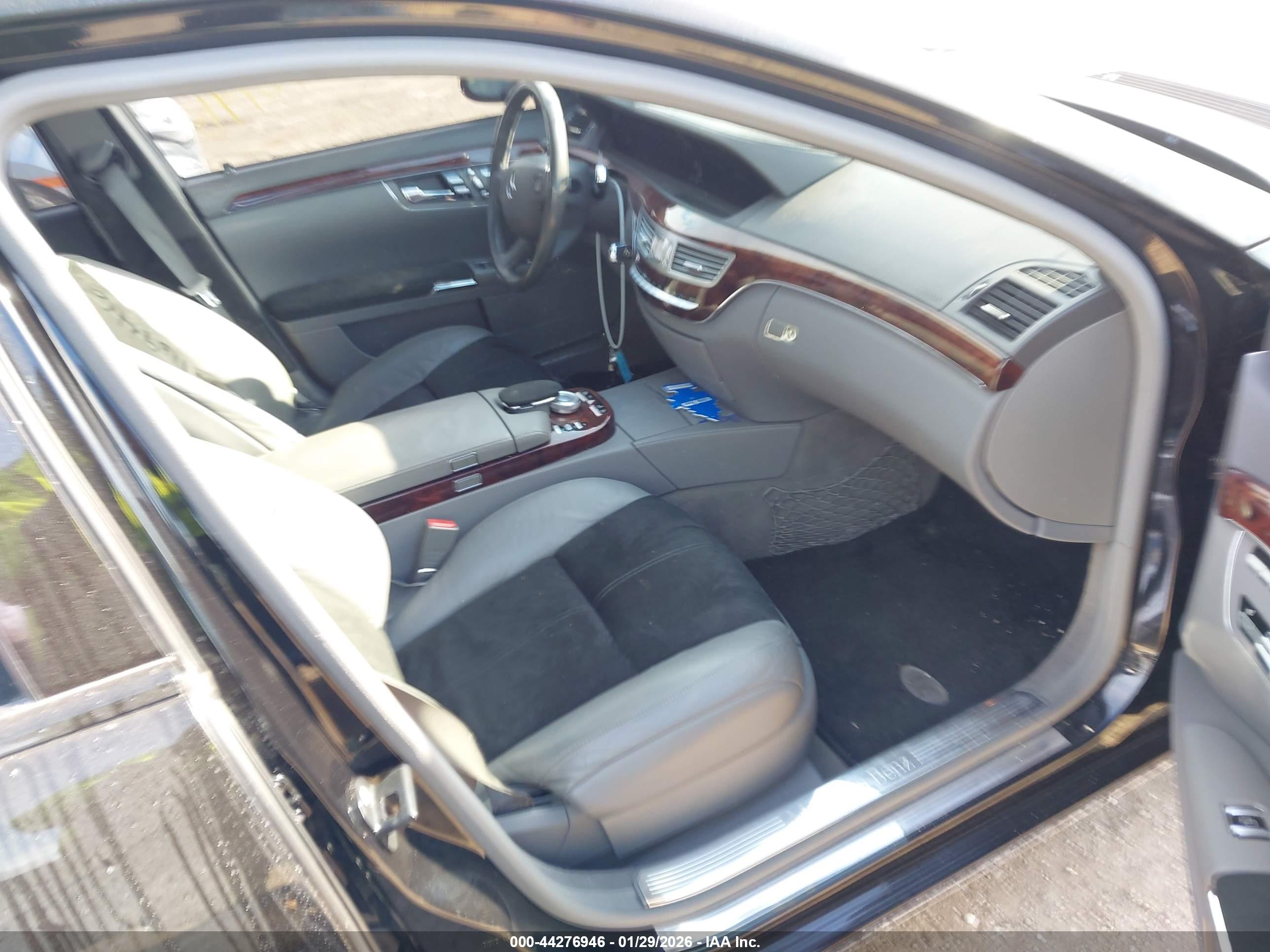 MERCEDES-BENZ S-CLASS image 5