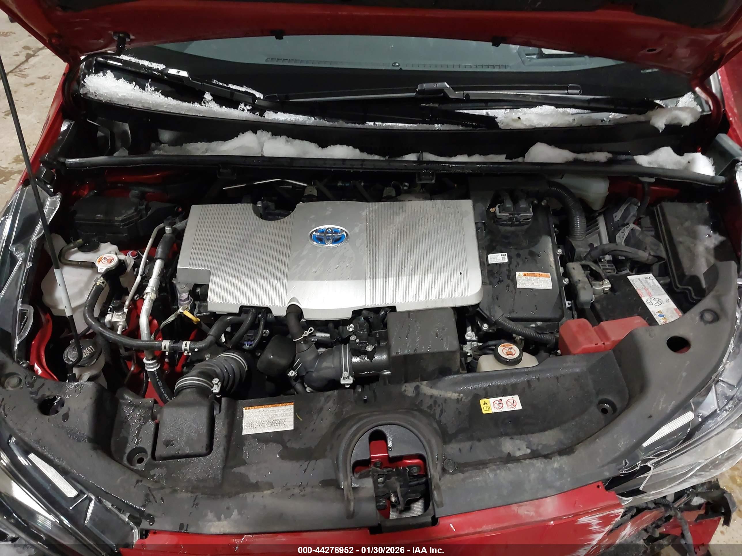 TOYOTA PRIUS image 10