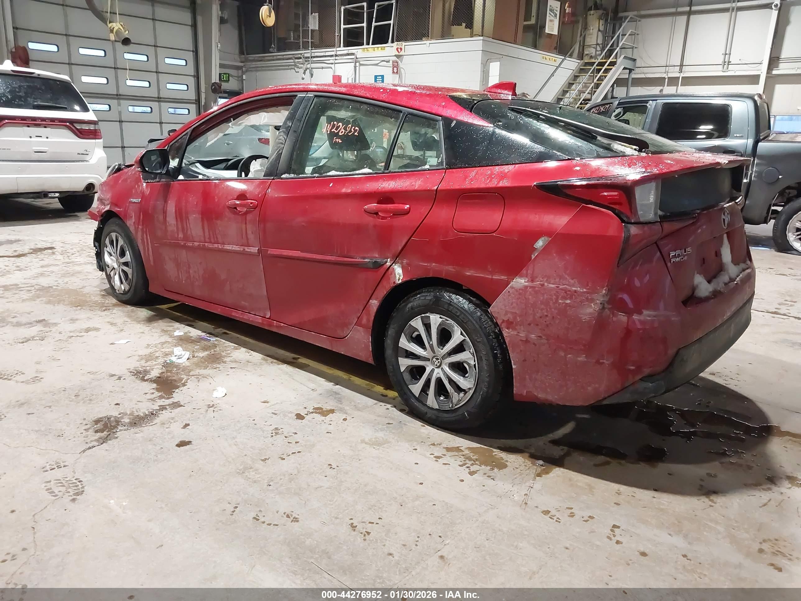 TOYOTA PRIUS image 3
