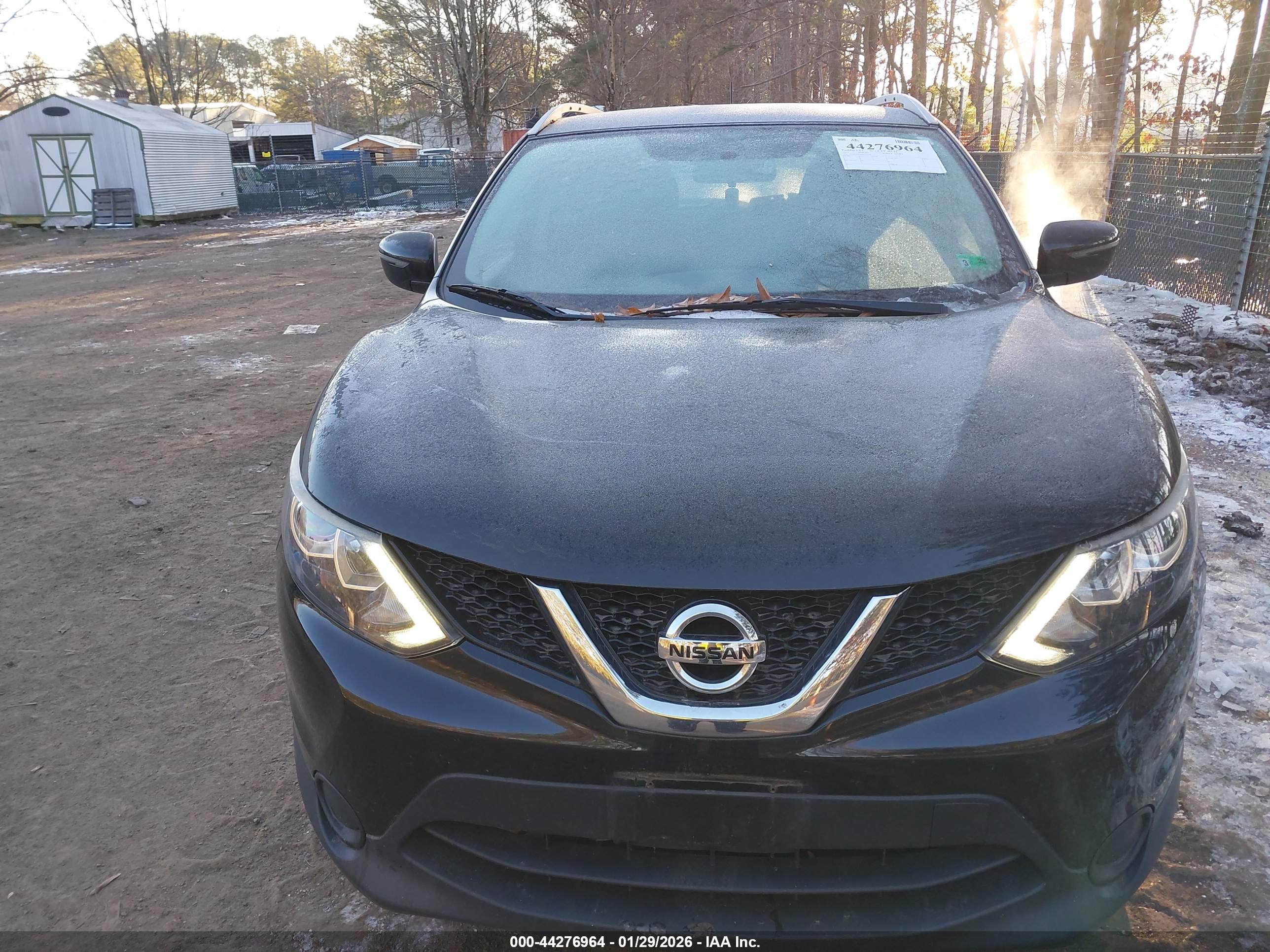 NISSAN ROGUE image 6