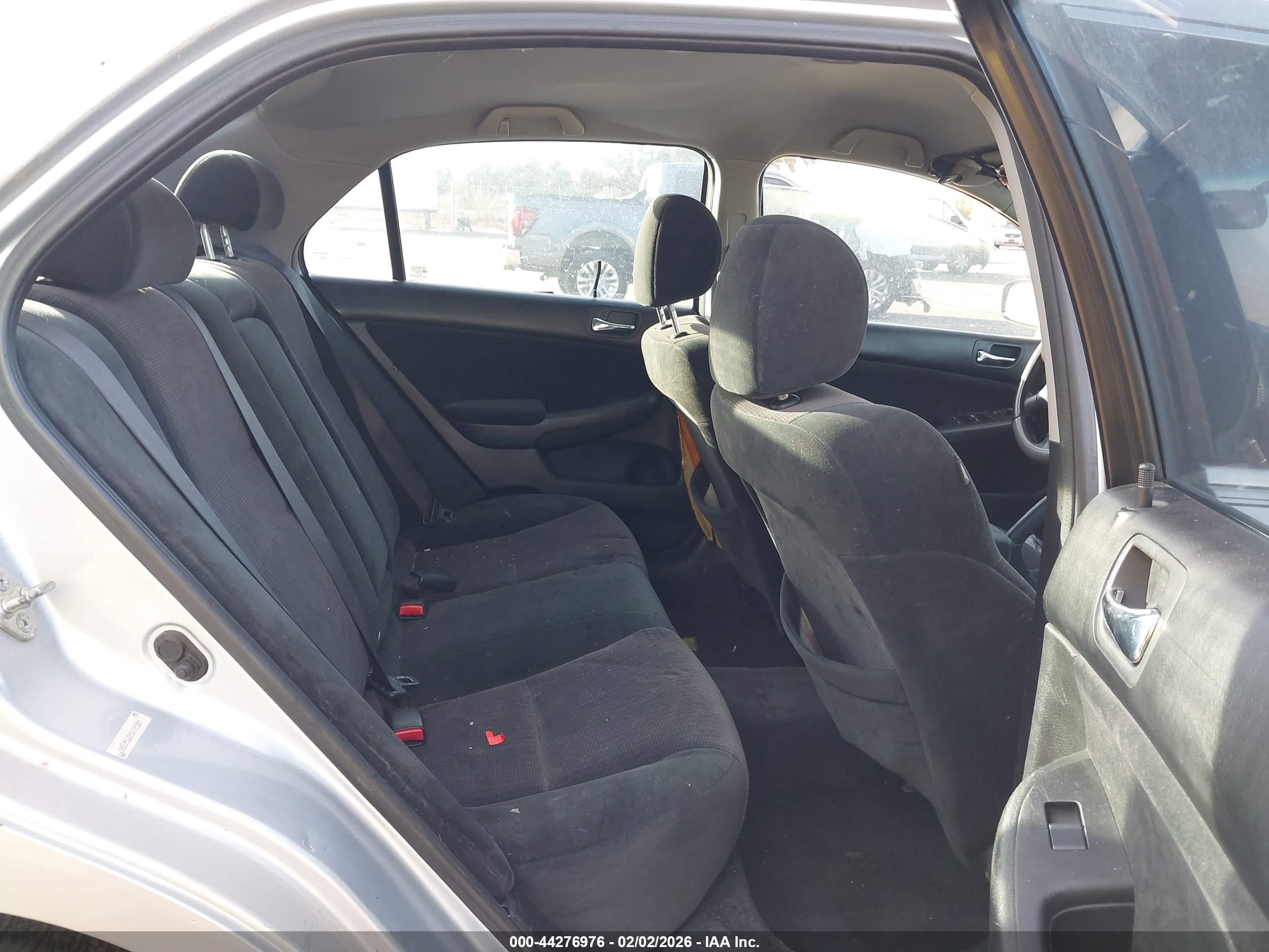 HONDA ACCORD image 8
