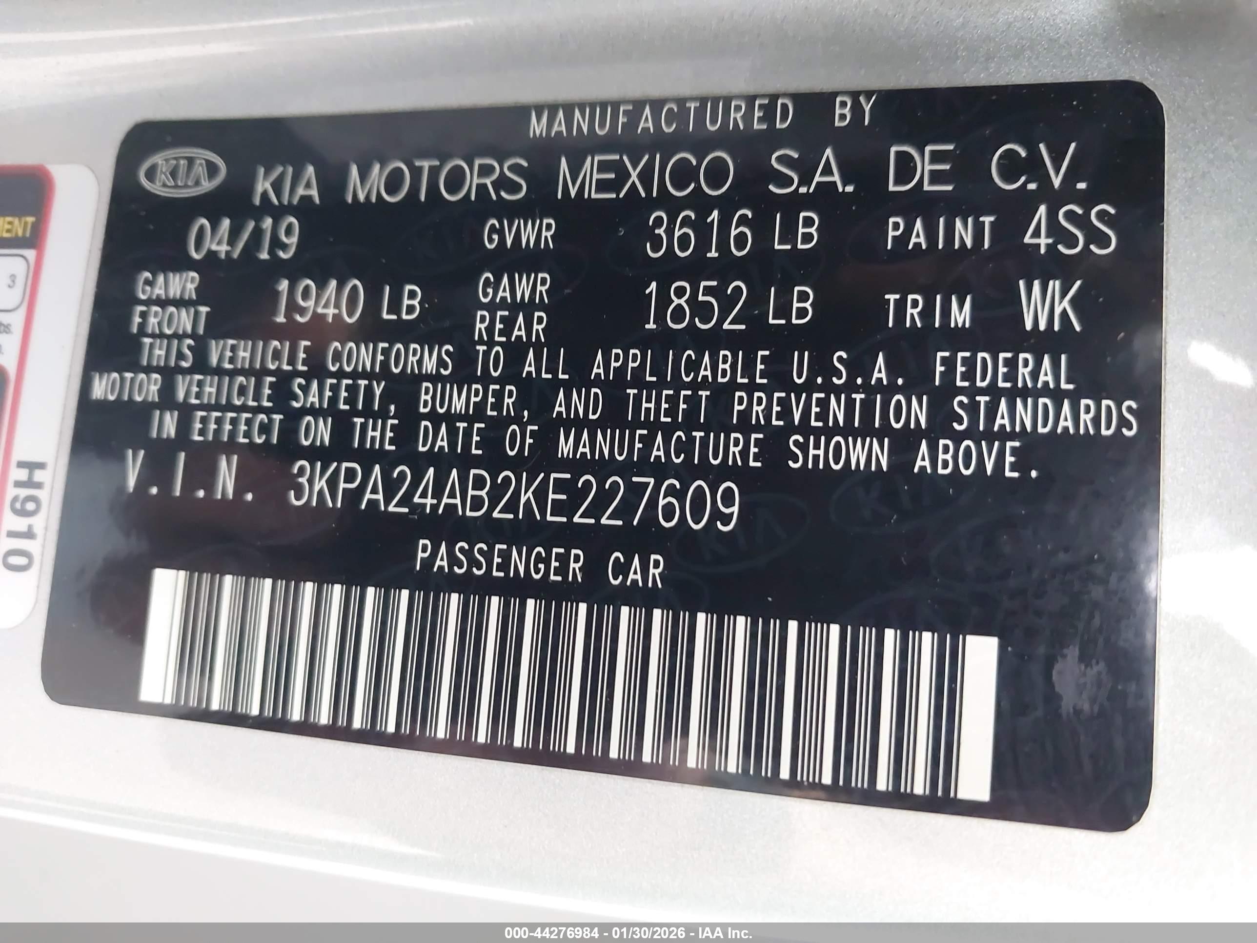 KIA RIO image 9