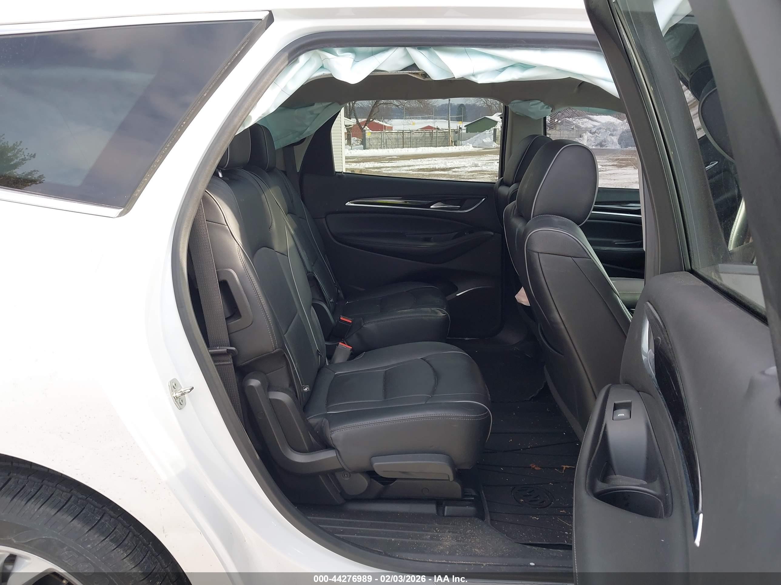 BUICK ENCLAVE image 8