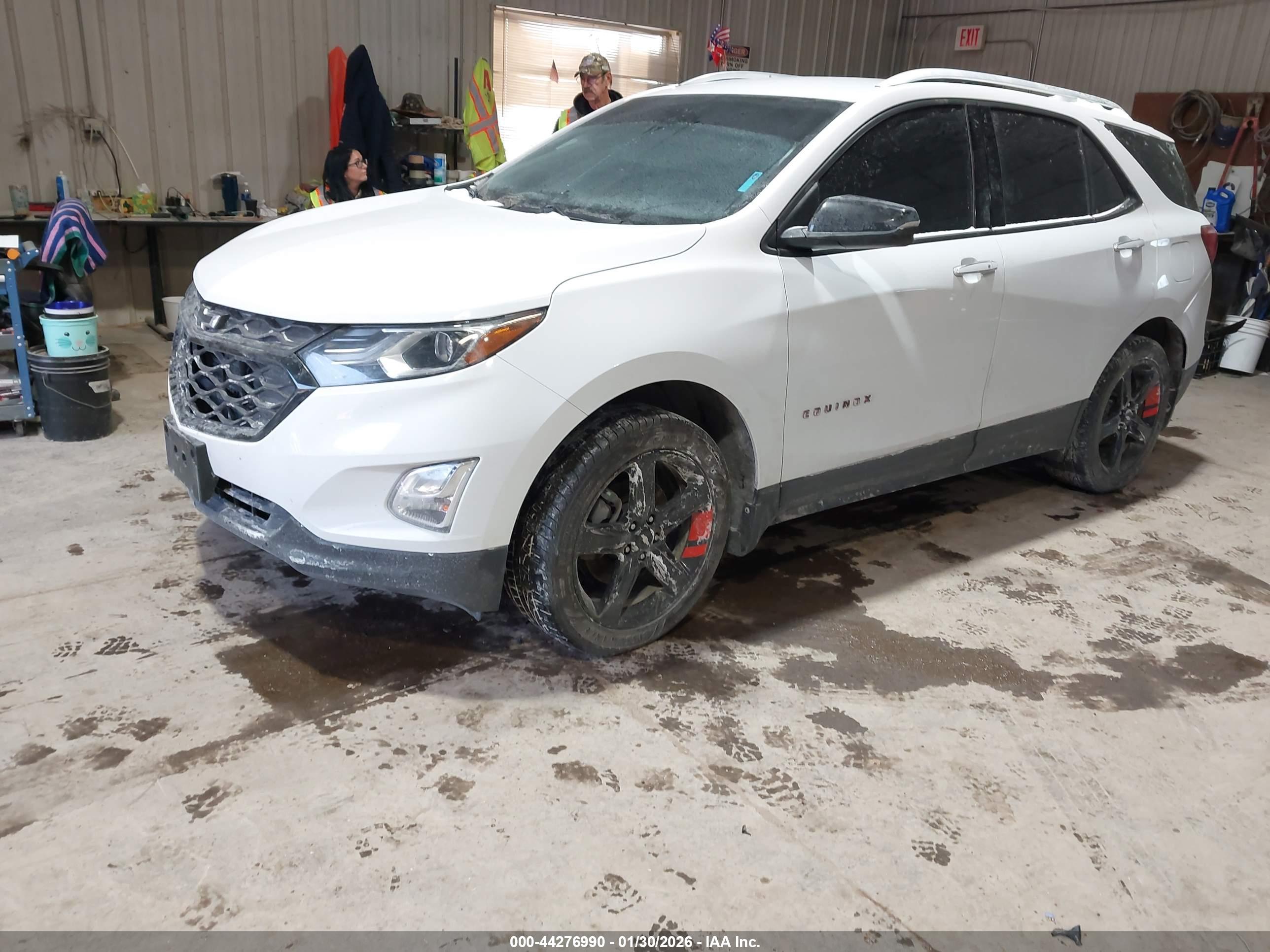 CHEVROLET EQUINOX image 2