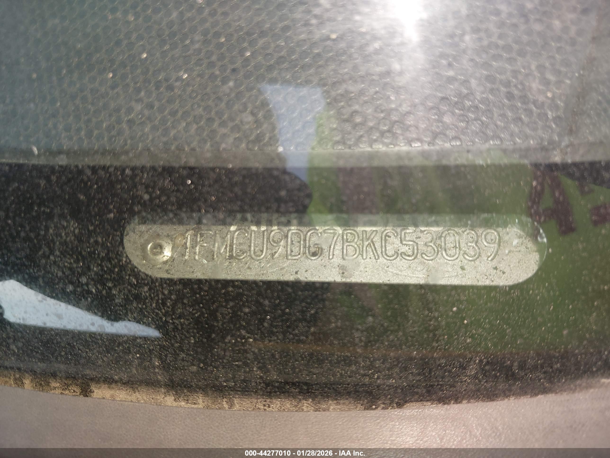 FORD ESCAPE image 9