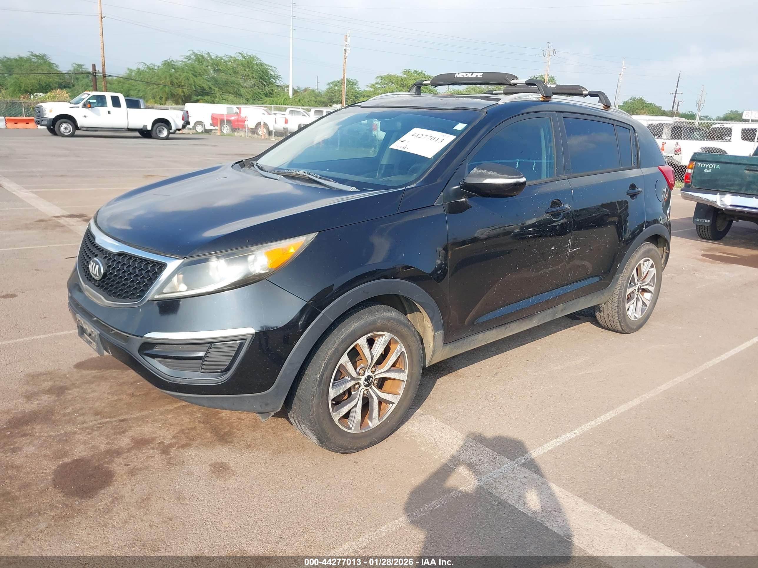 KIA SPORTAGE image 2
