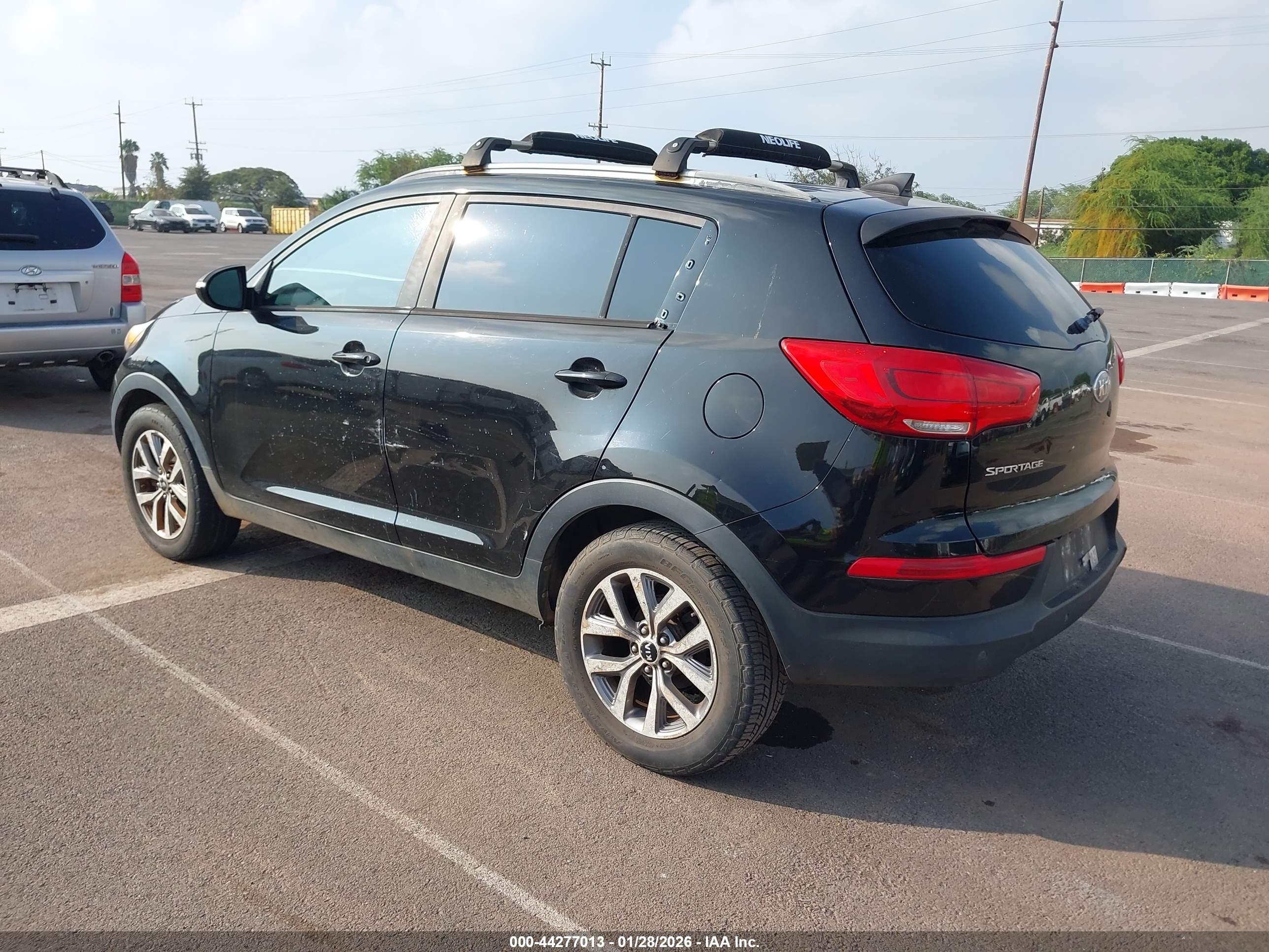 KIA SPORTAGE image 3