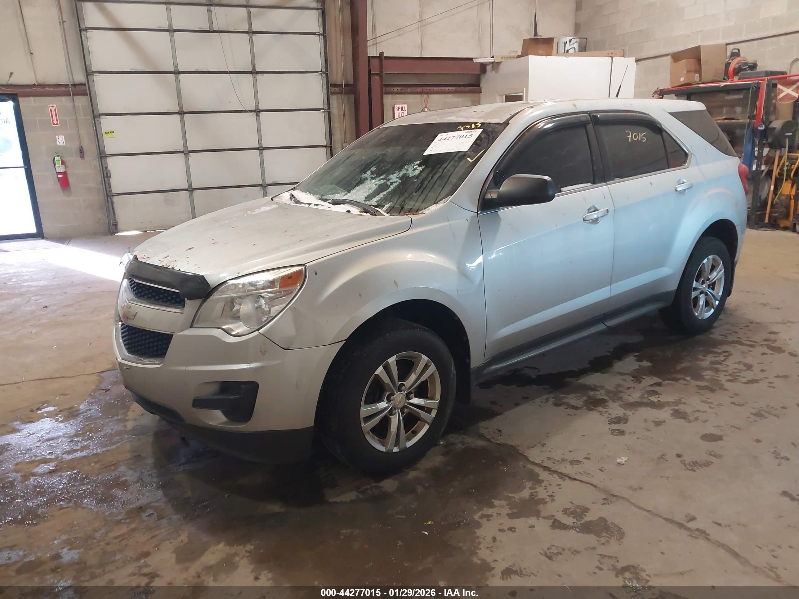 CHEVROLET EQUINOX image 2