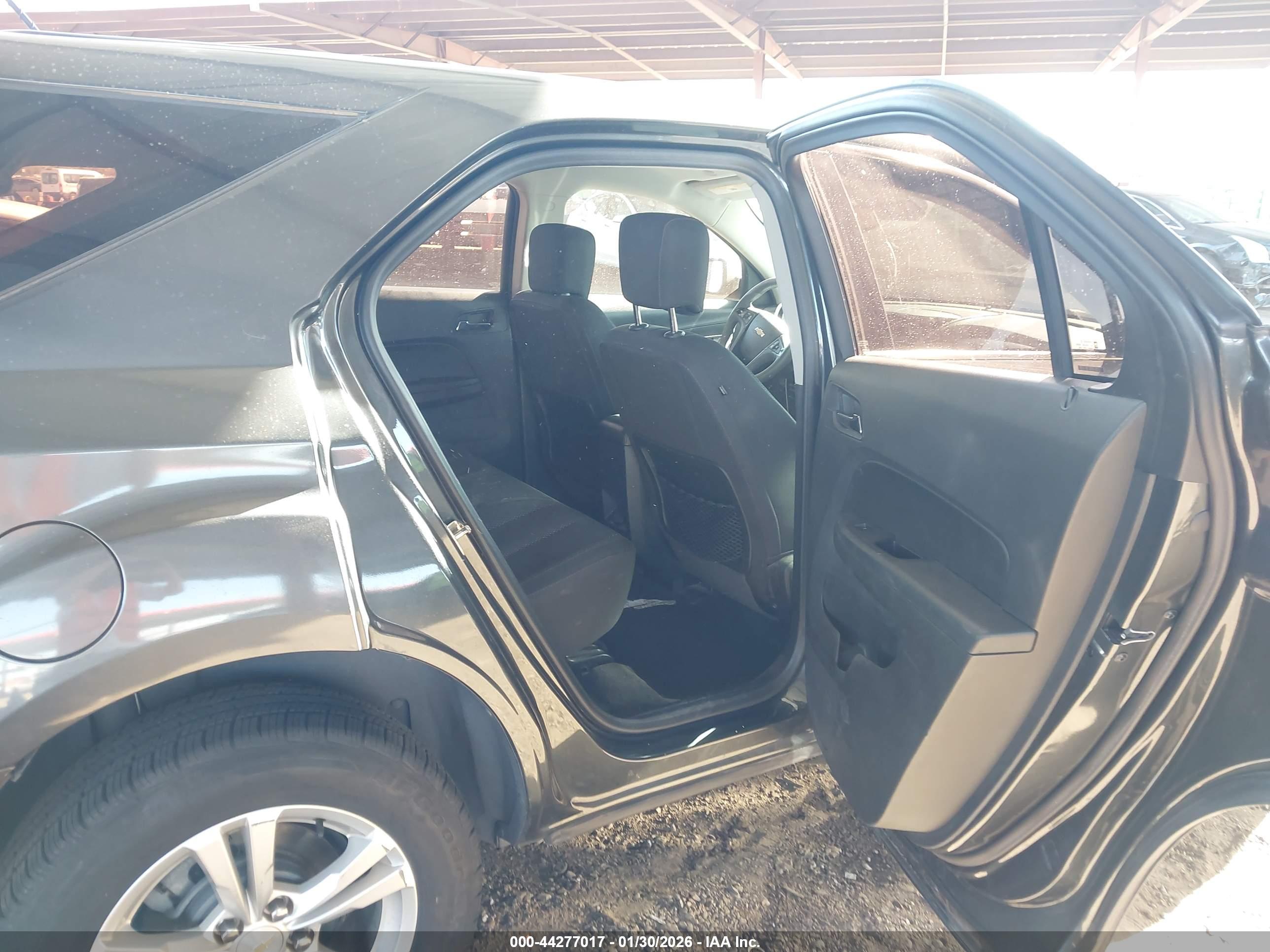 CHEVROLET EQUINOX image 8