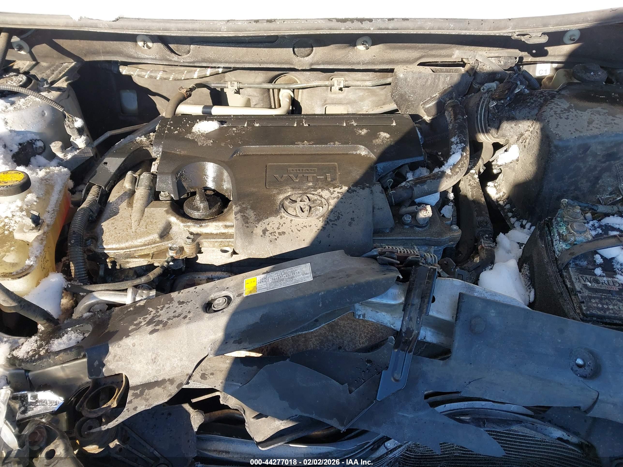 TOYOTA RAV4 image 10