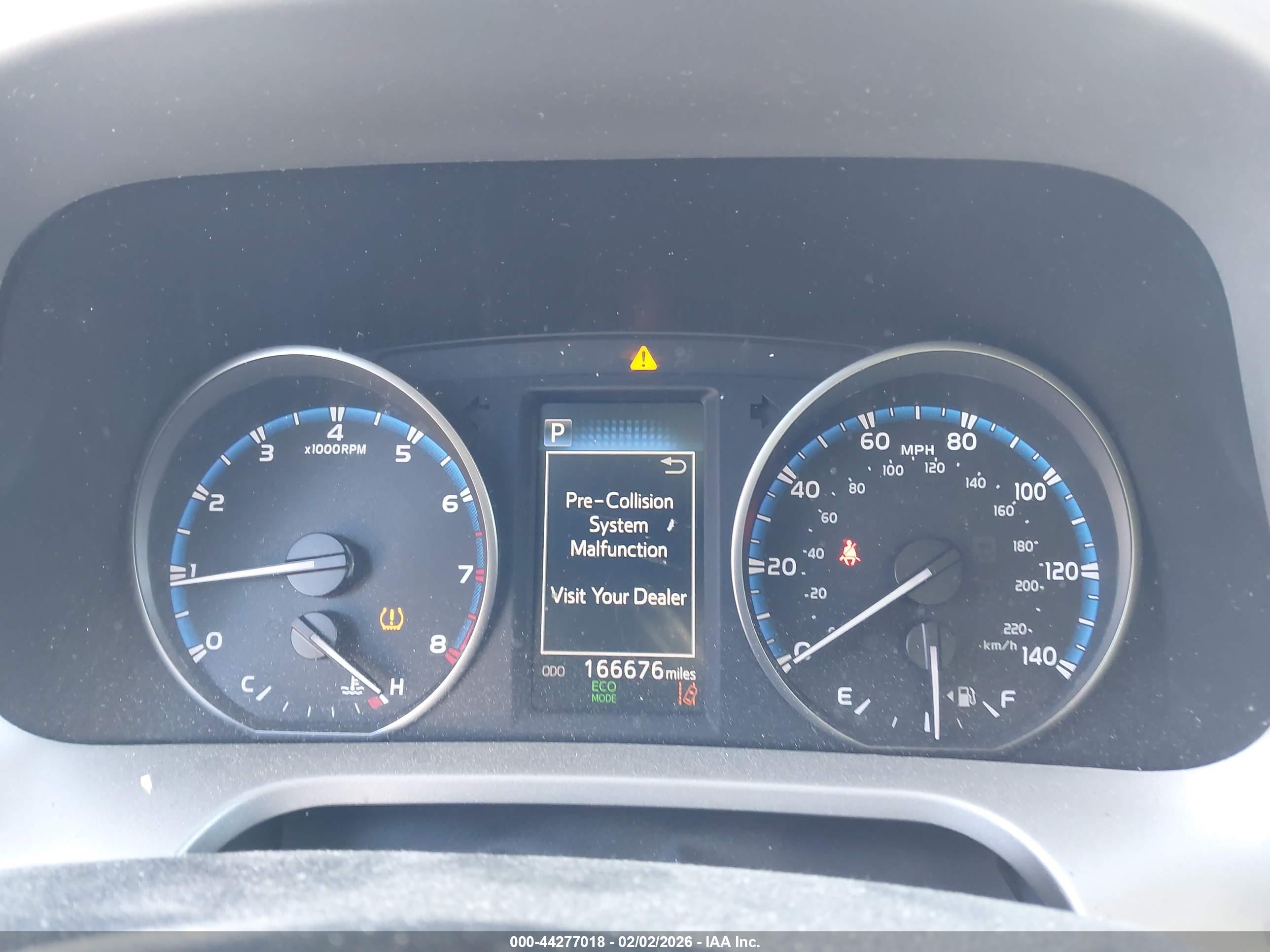 TOYOTA RAV4 image 7