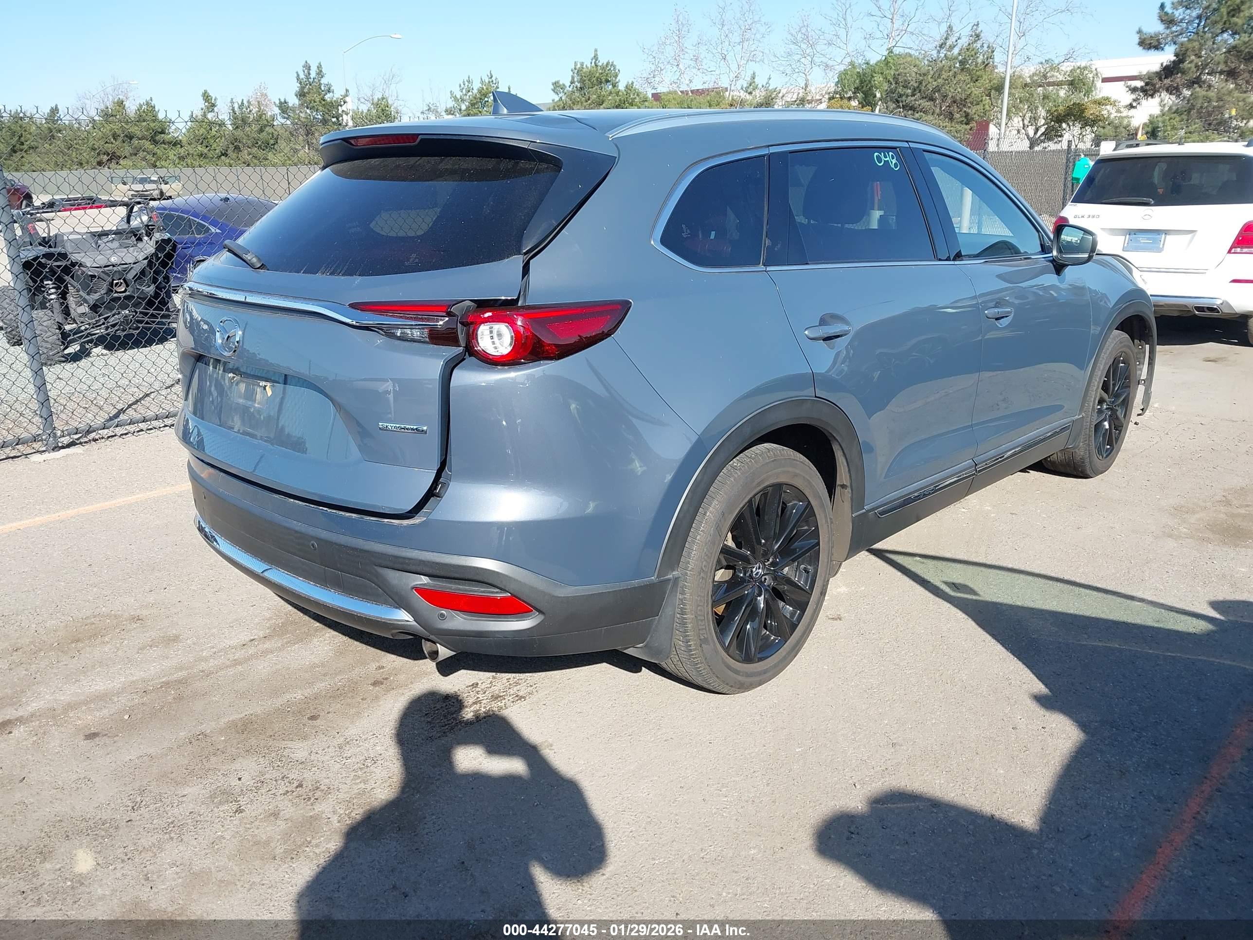 MAZDA CX-9 image 4