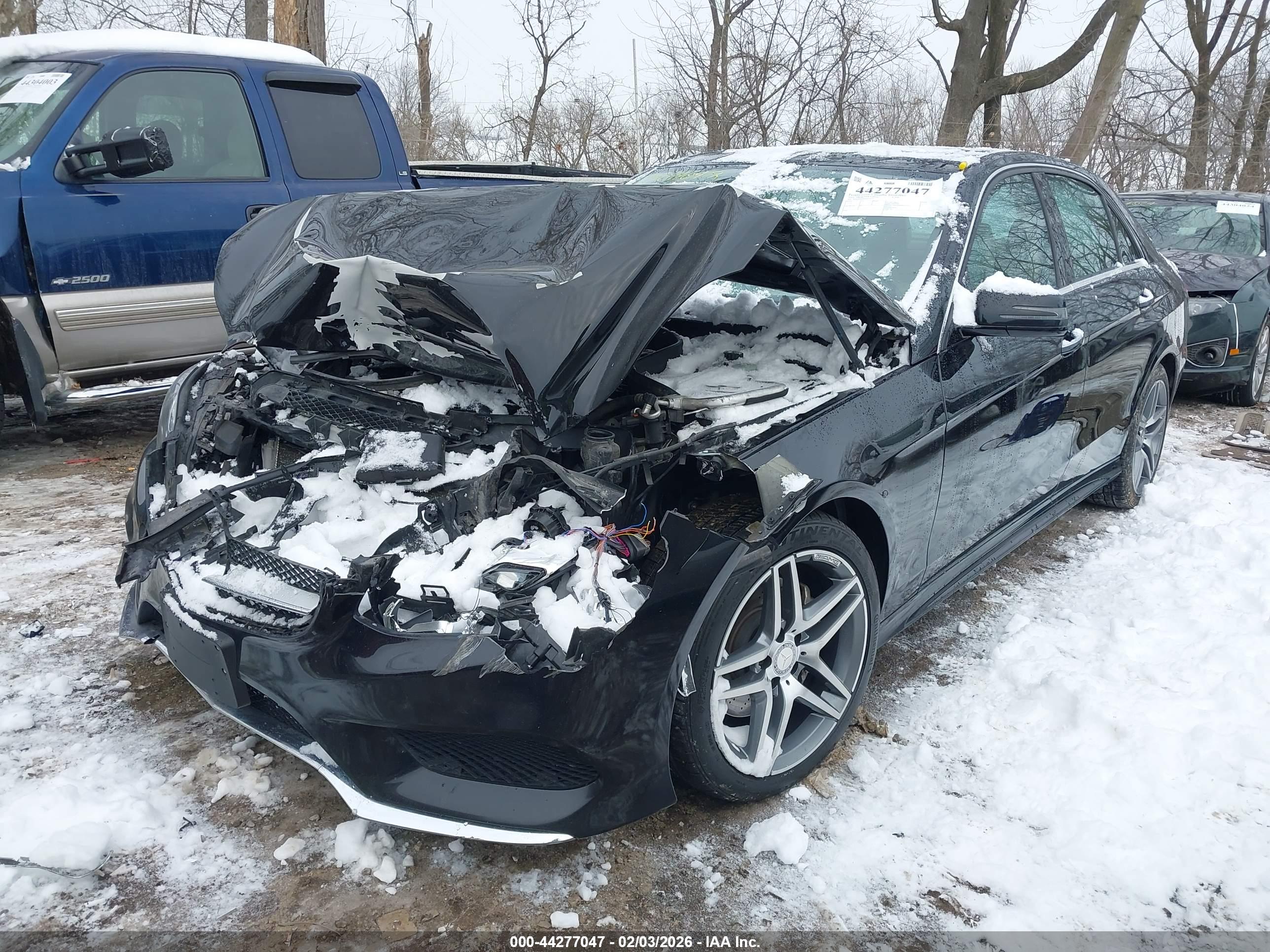 MERCEDES-BENZ E image 2