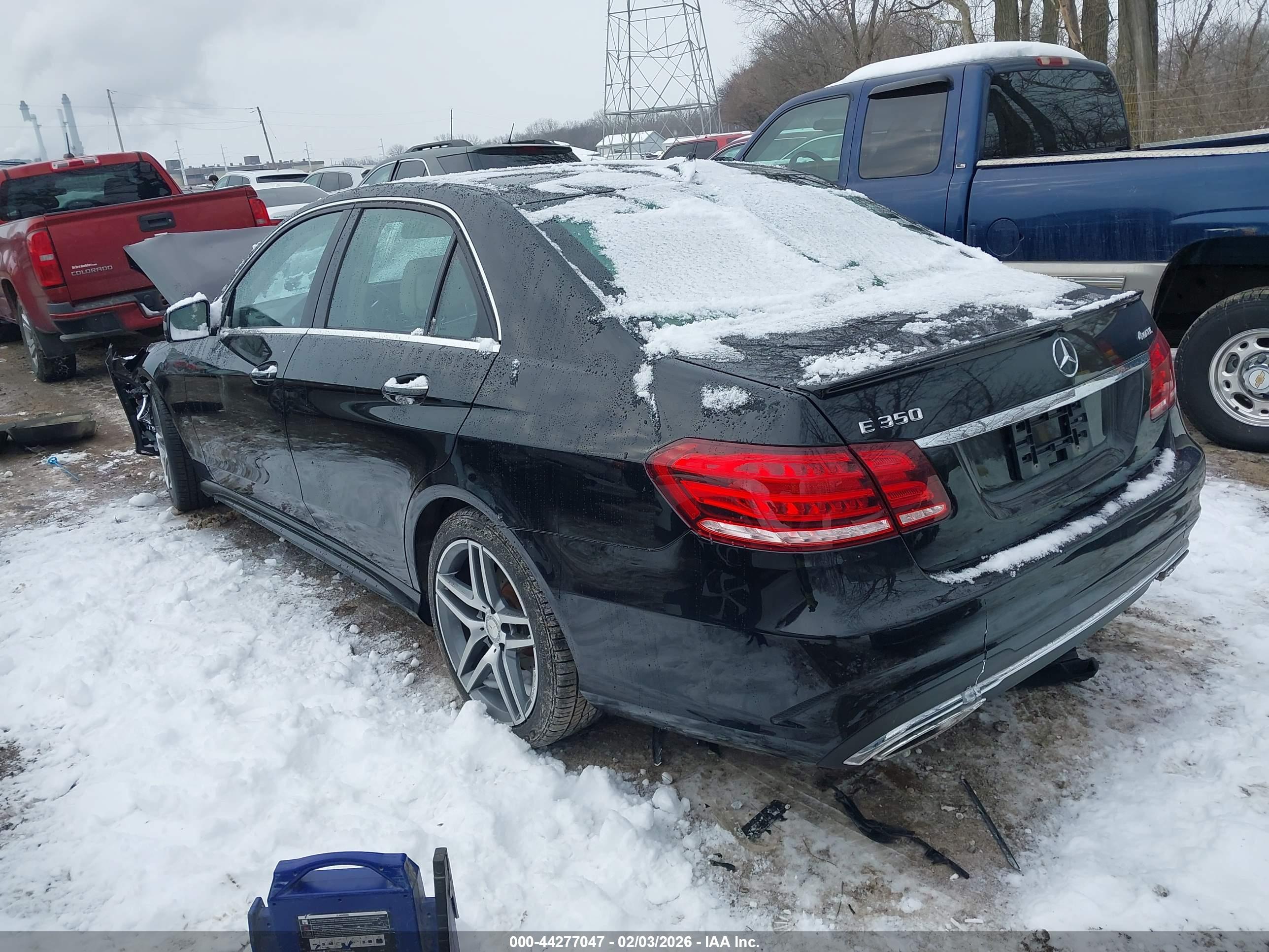 MERCEDES-BENZ E image 3